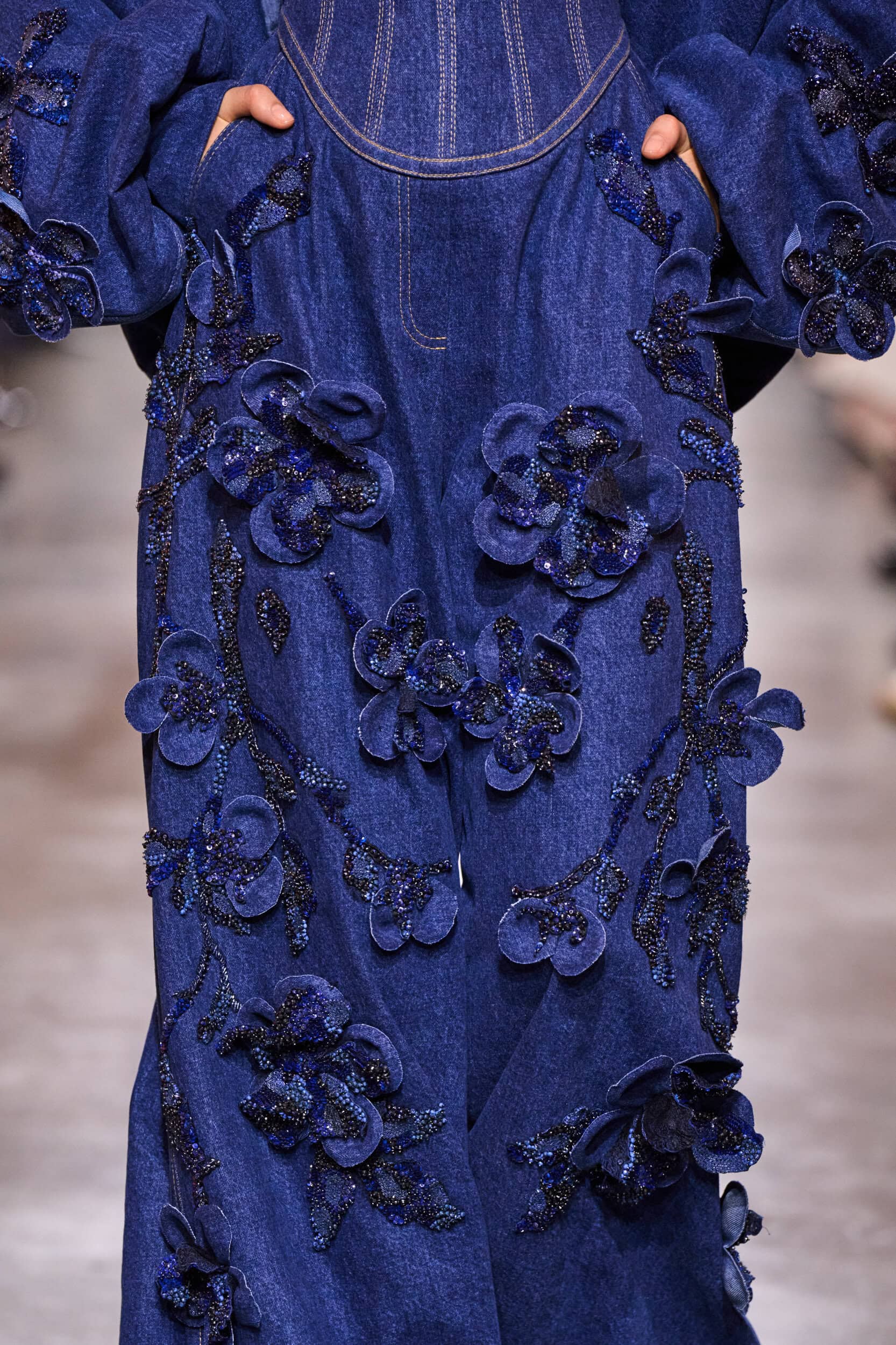 Elie Saab Spring 2025 Couture Fashion Show Details