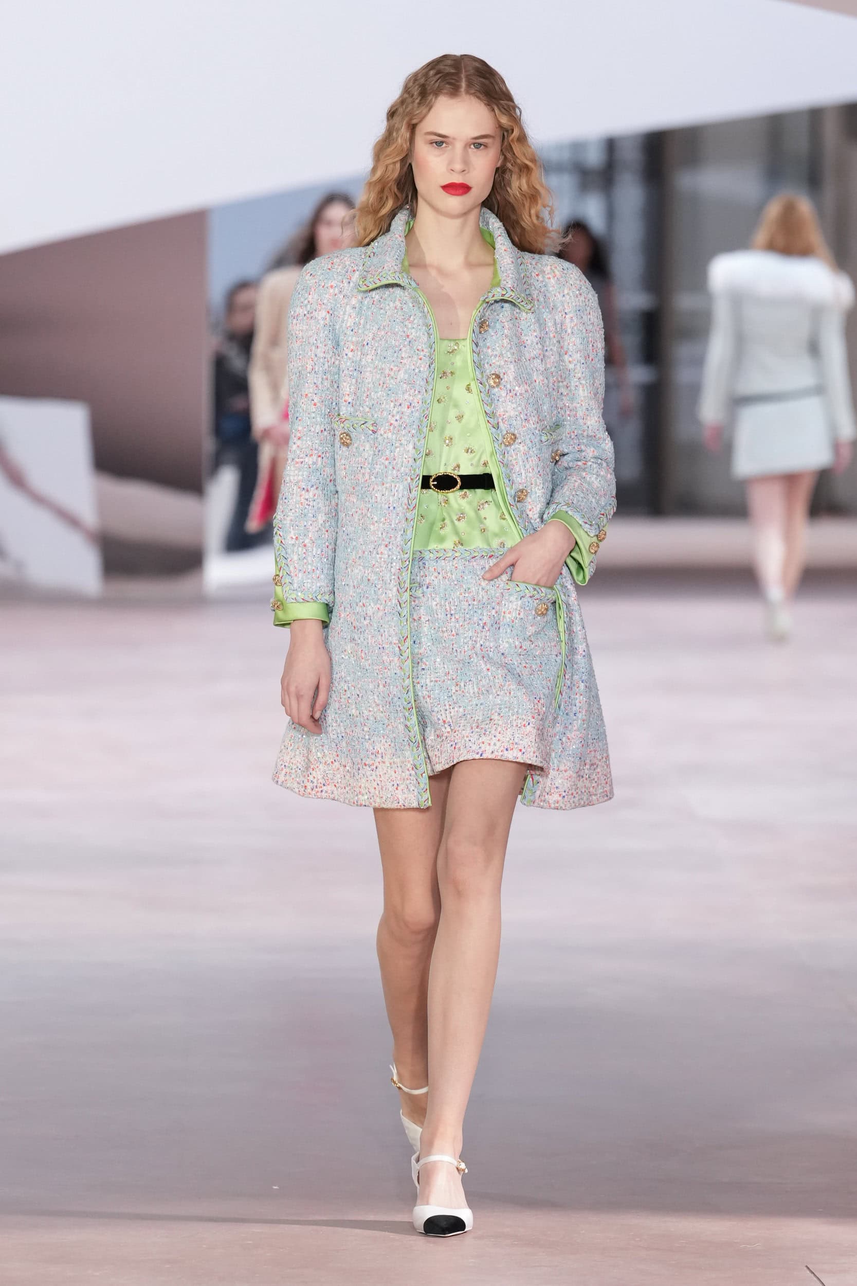 Chanel Spring 2025 Couture Fashion Show