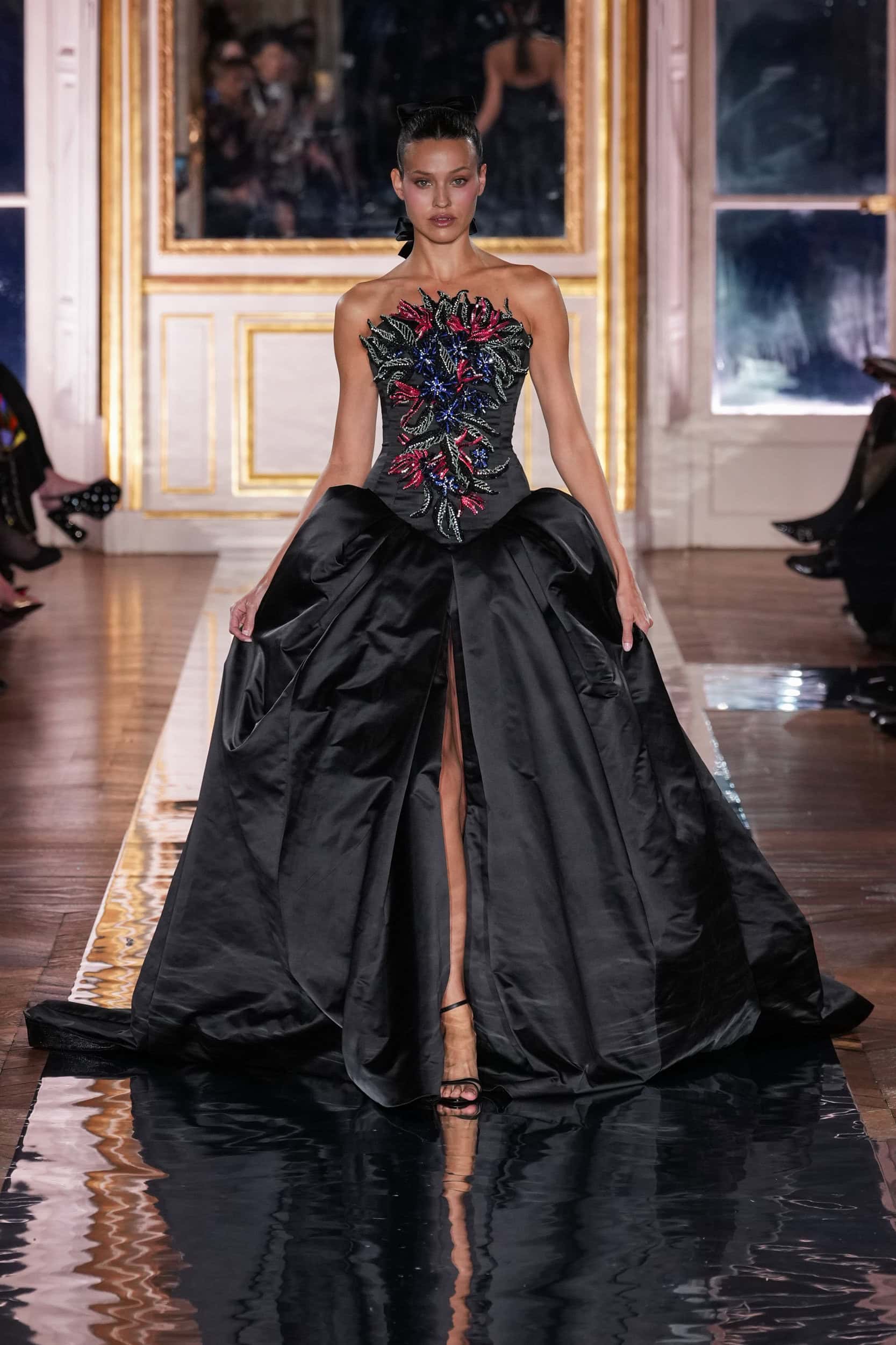 Zuhair Murad Spring 2025 Couture Fashion Show