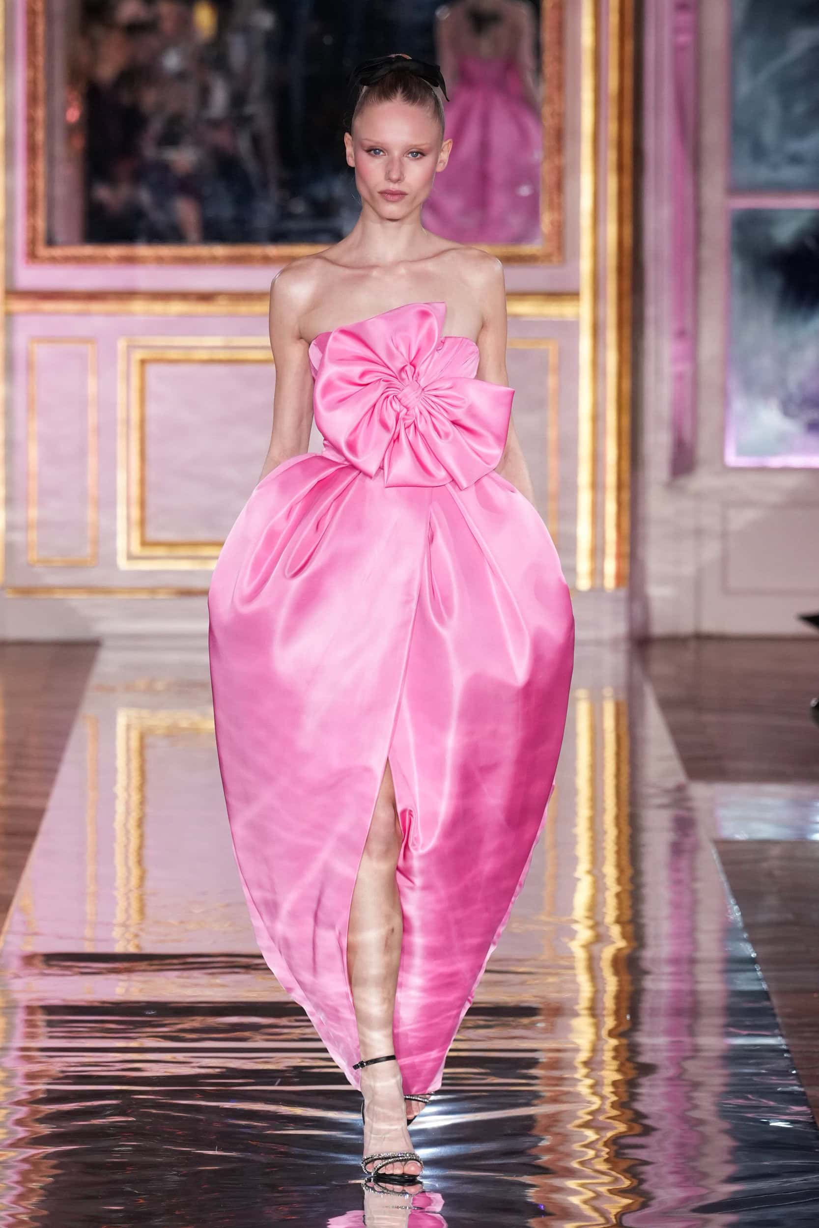 Zuhair Murad Spring 2025 Couture Fashion Show