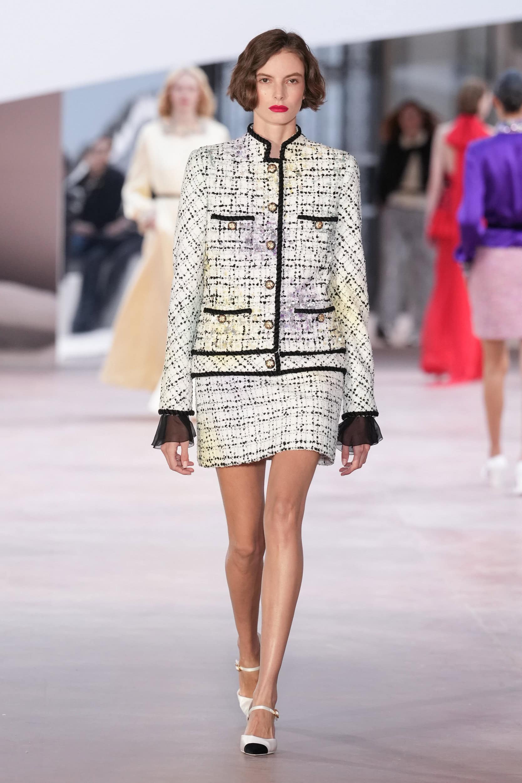 Chanel Spring 2025 Couture Fashion Show