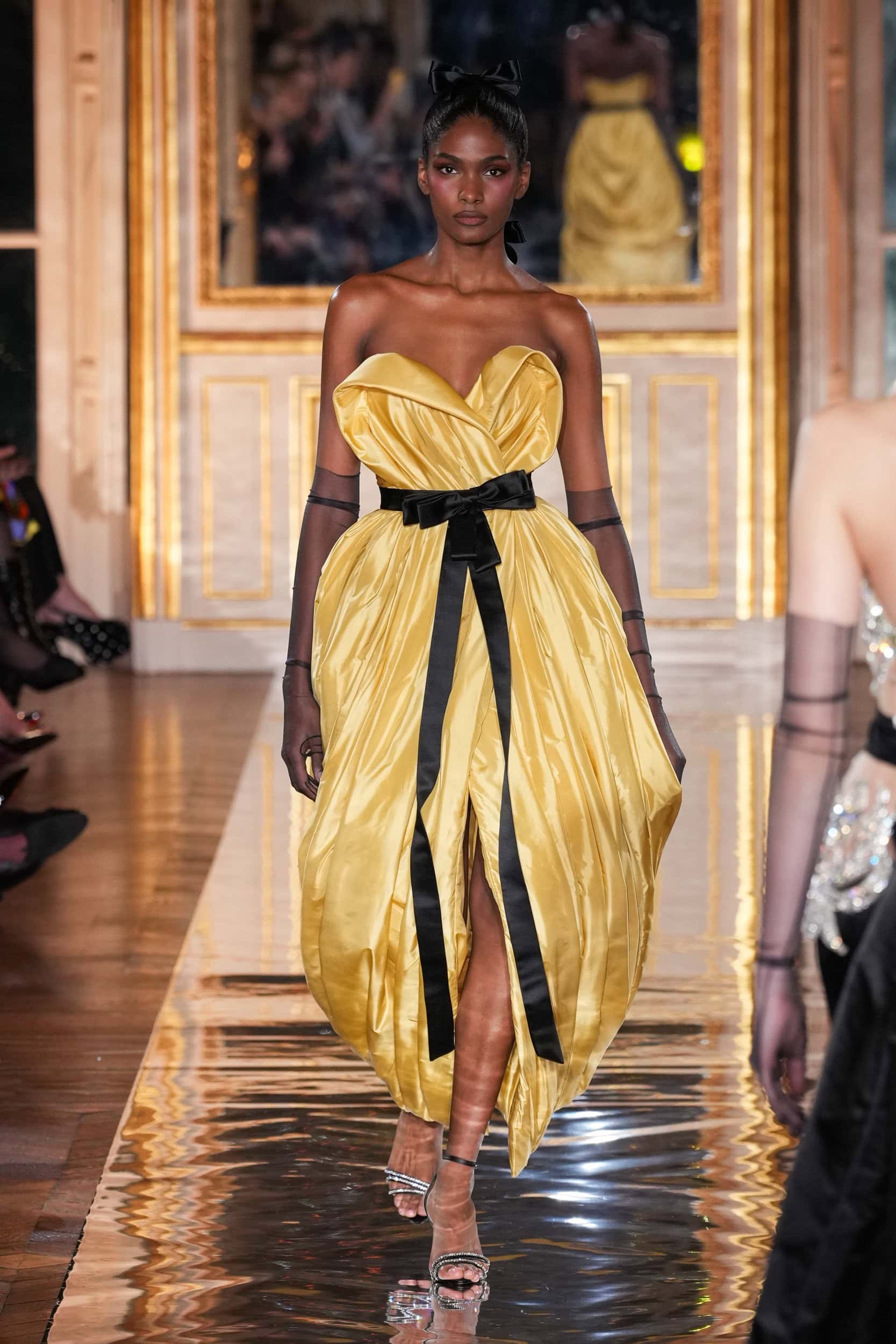 Zuhair Murad Spring 2025 Couture Fashion Show