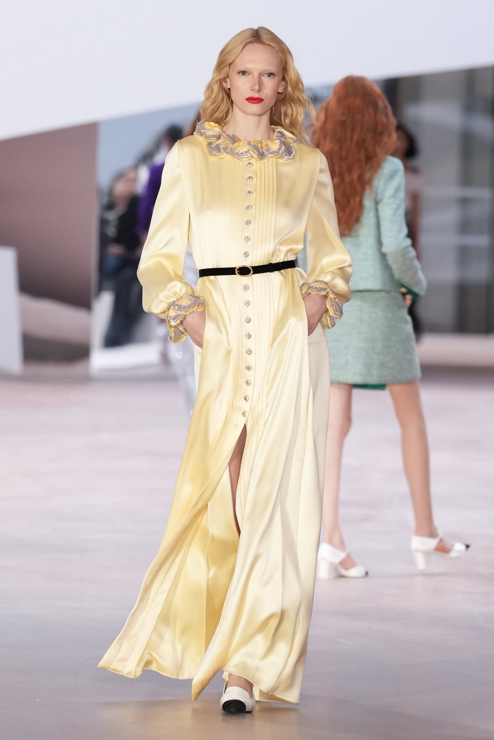 Chanel Spring 2025 Couture Fashion Show