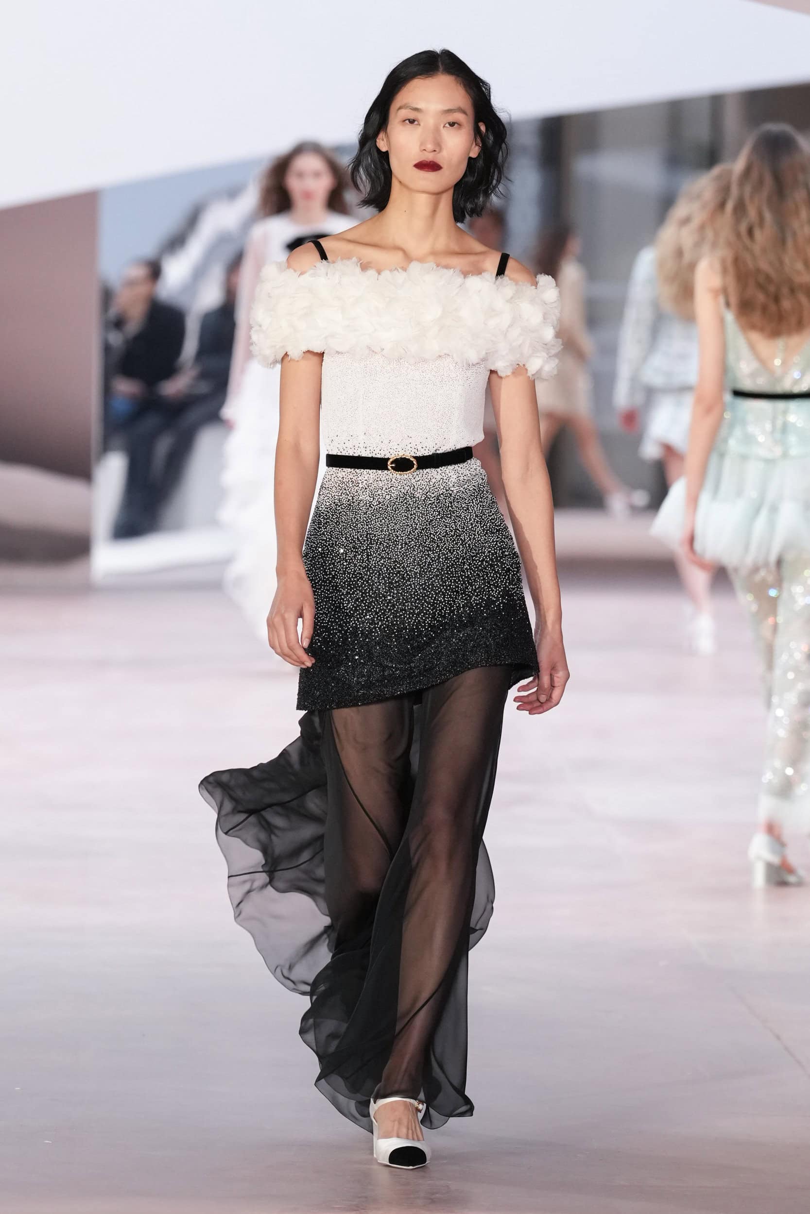 Chanel Spring 2025 Couture Fashion Show