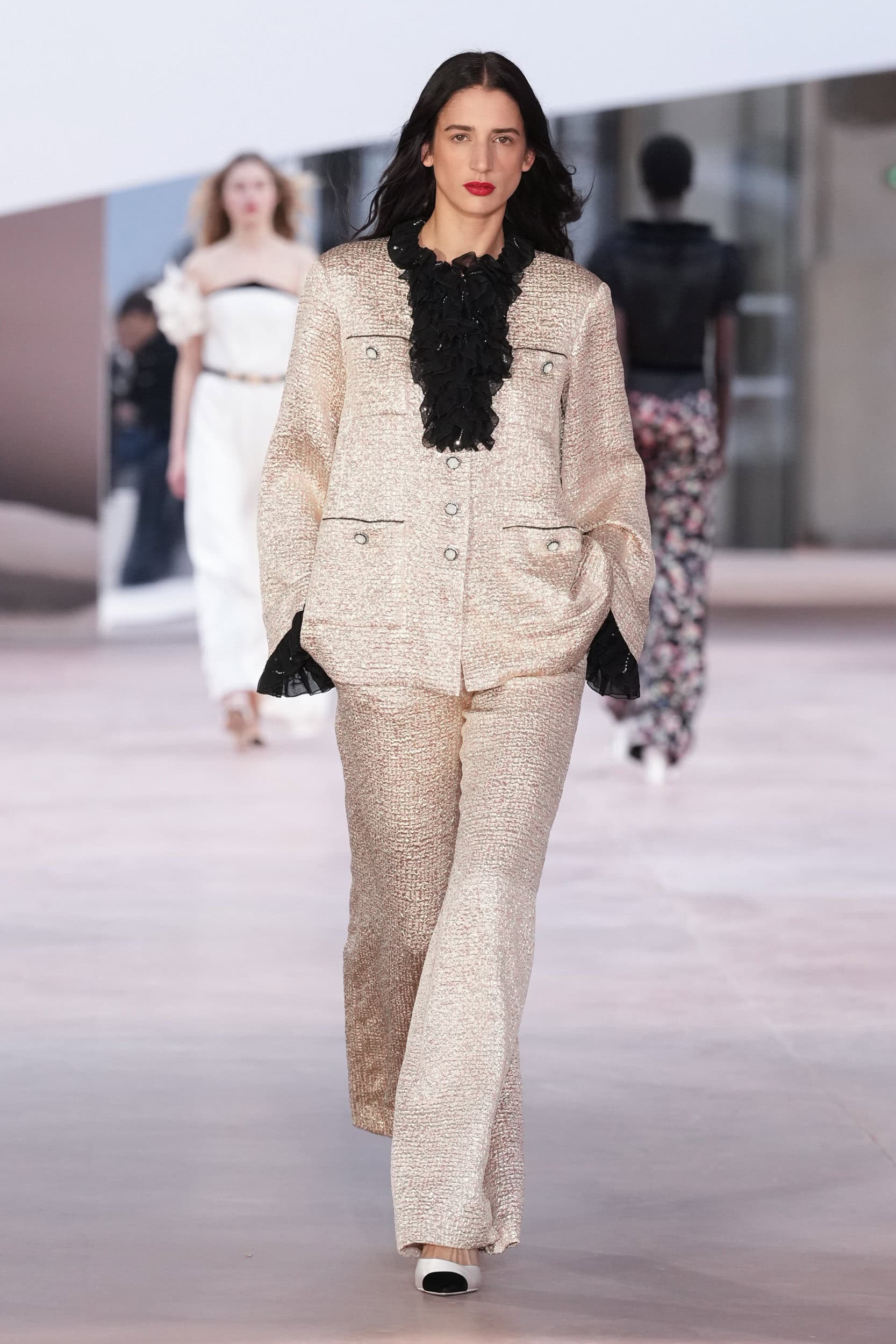 Chanel Spring 2025 Couture Fashion Show