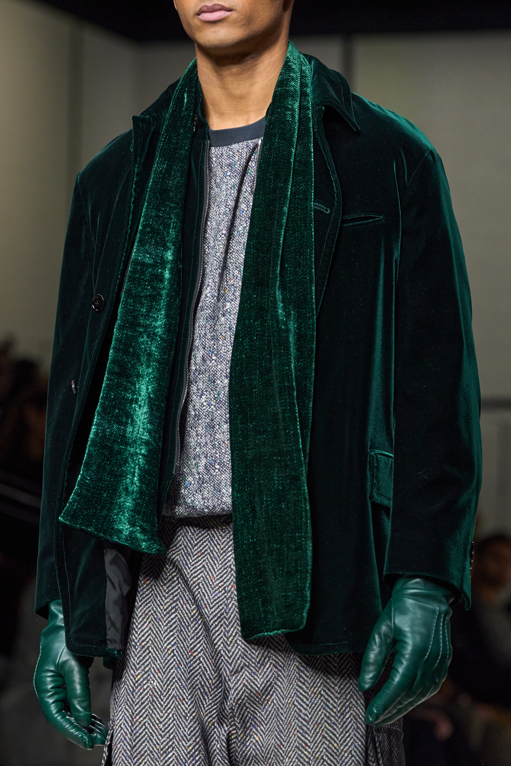 Giorgio Armani Fall 2025 Men’s Fashion Show Details