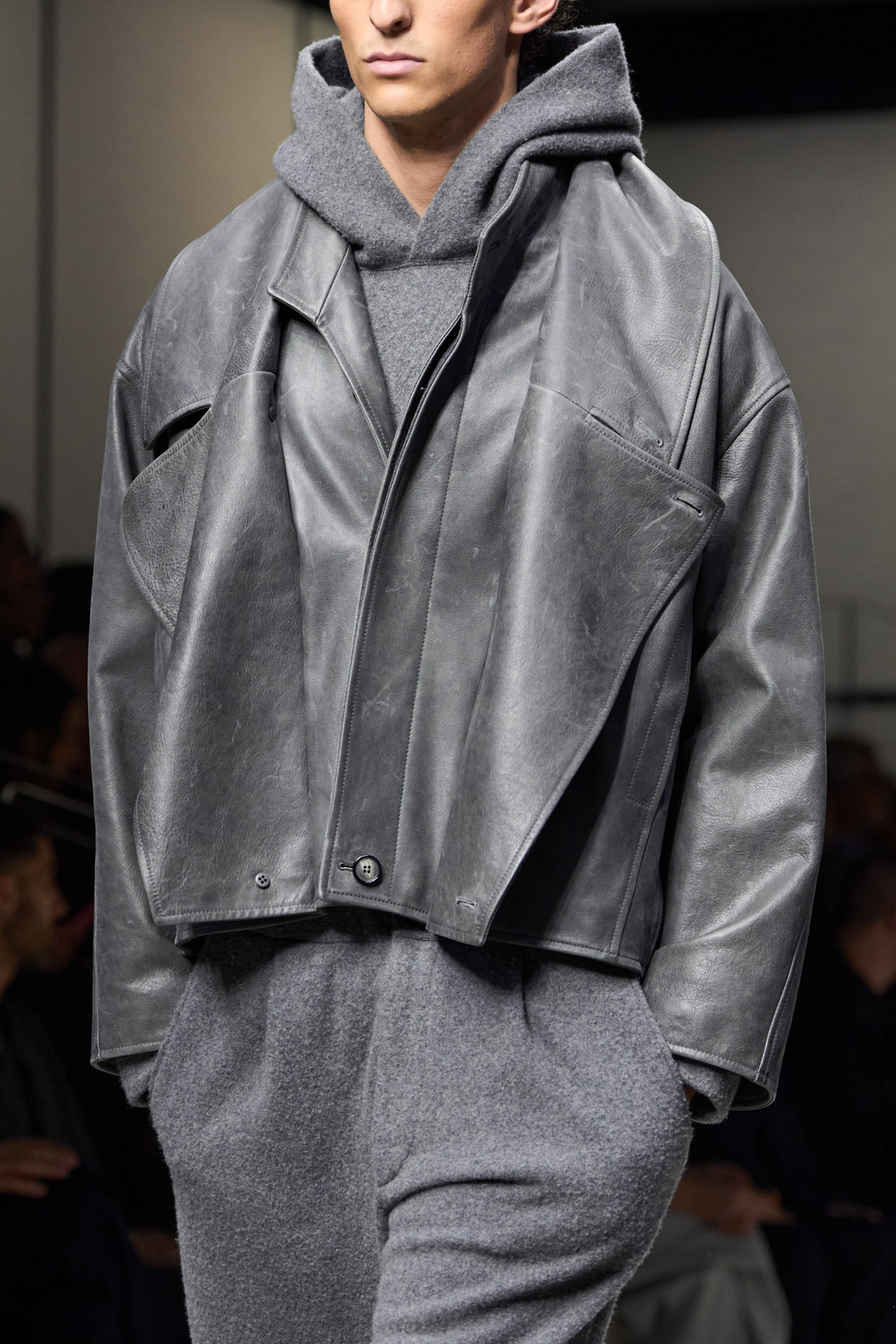 Giorgio Armani Fall 2025 Men’s Fashion Show Details