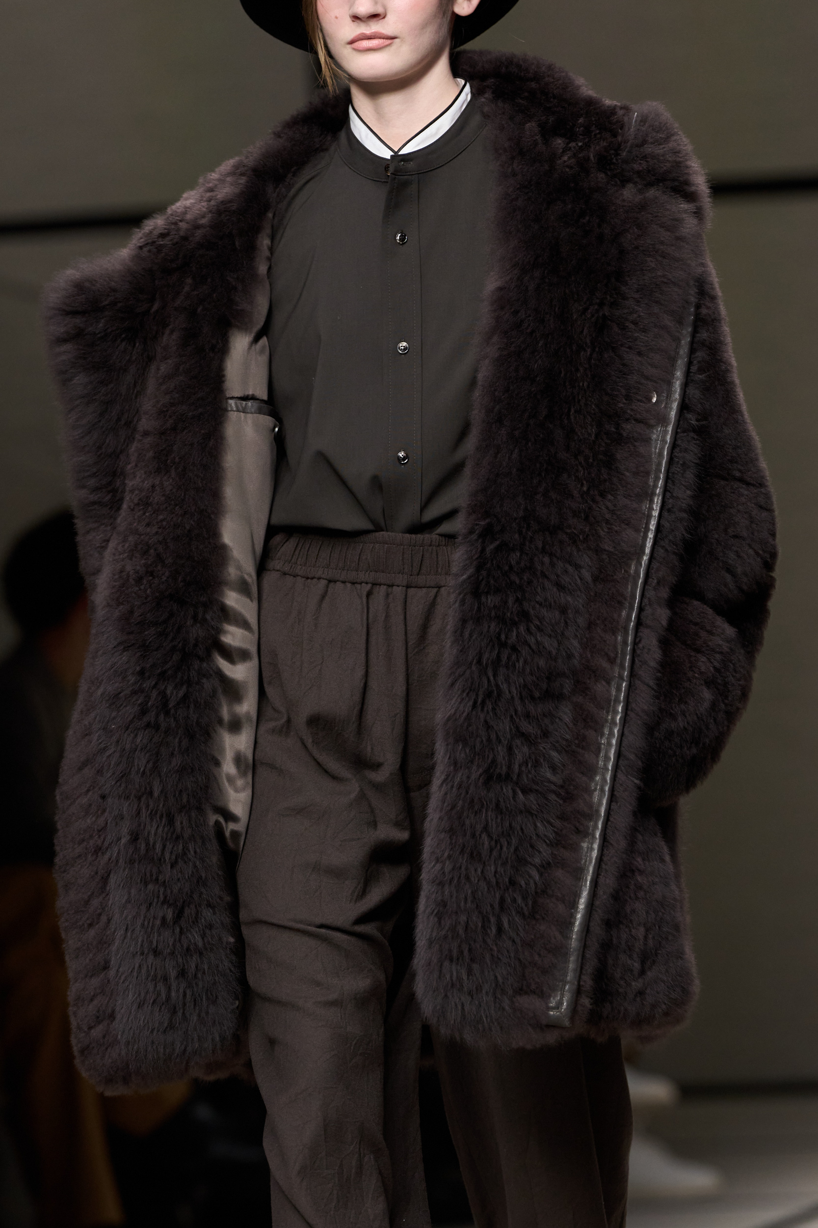 Giorgio Armani Fall 2025 Men’s Fashion Show Details