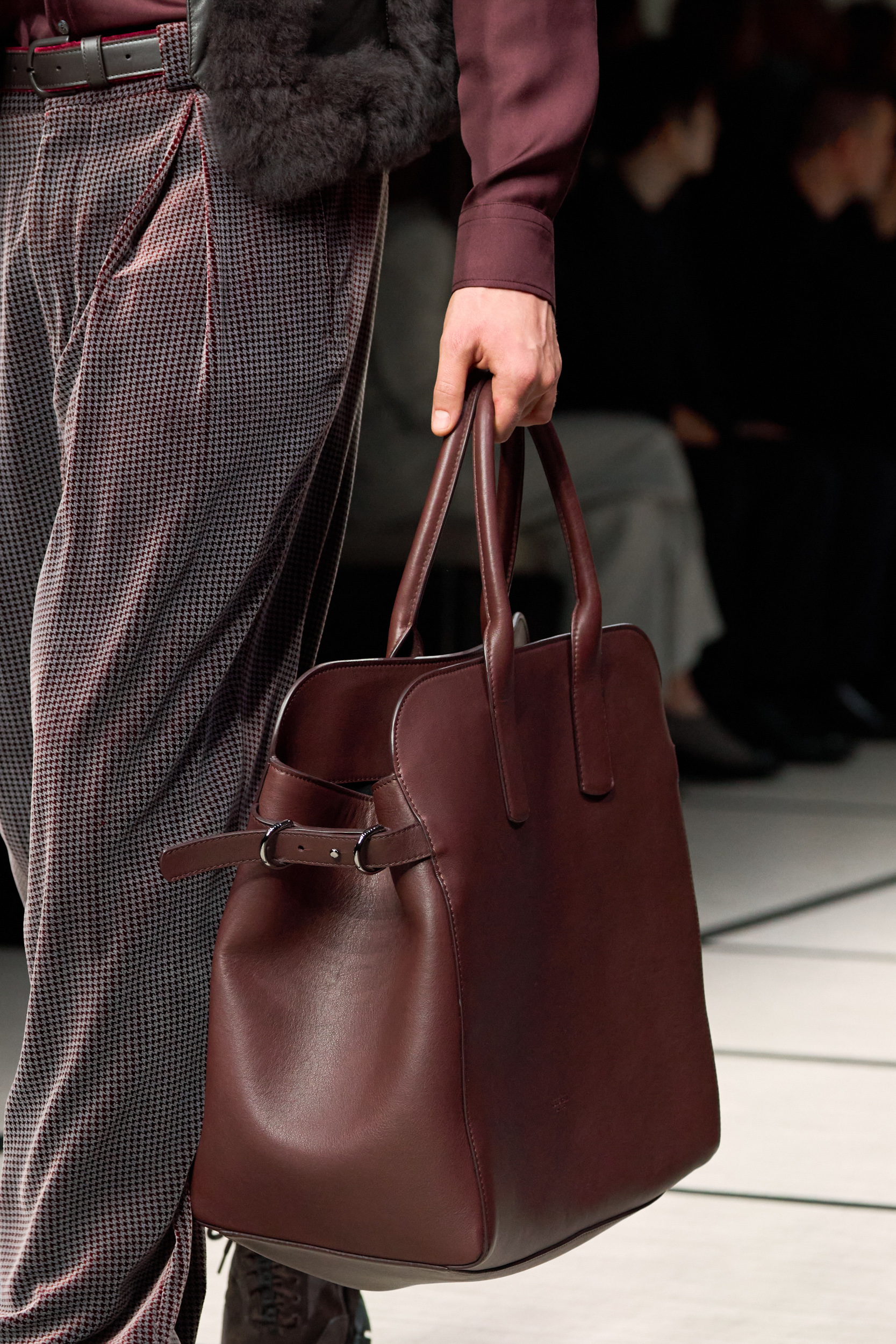 Giorgio Armani Fall 2025 Men’s Fashion Show Details