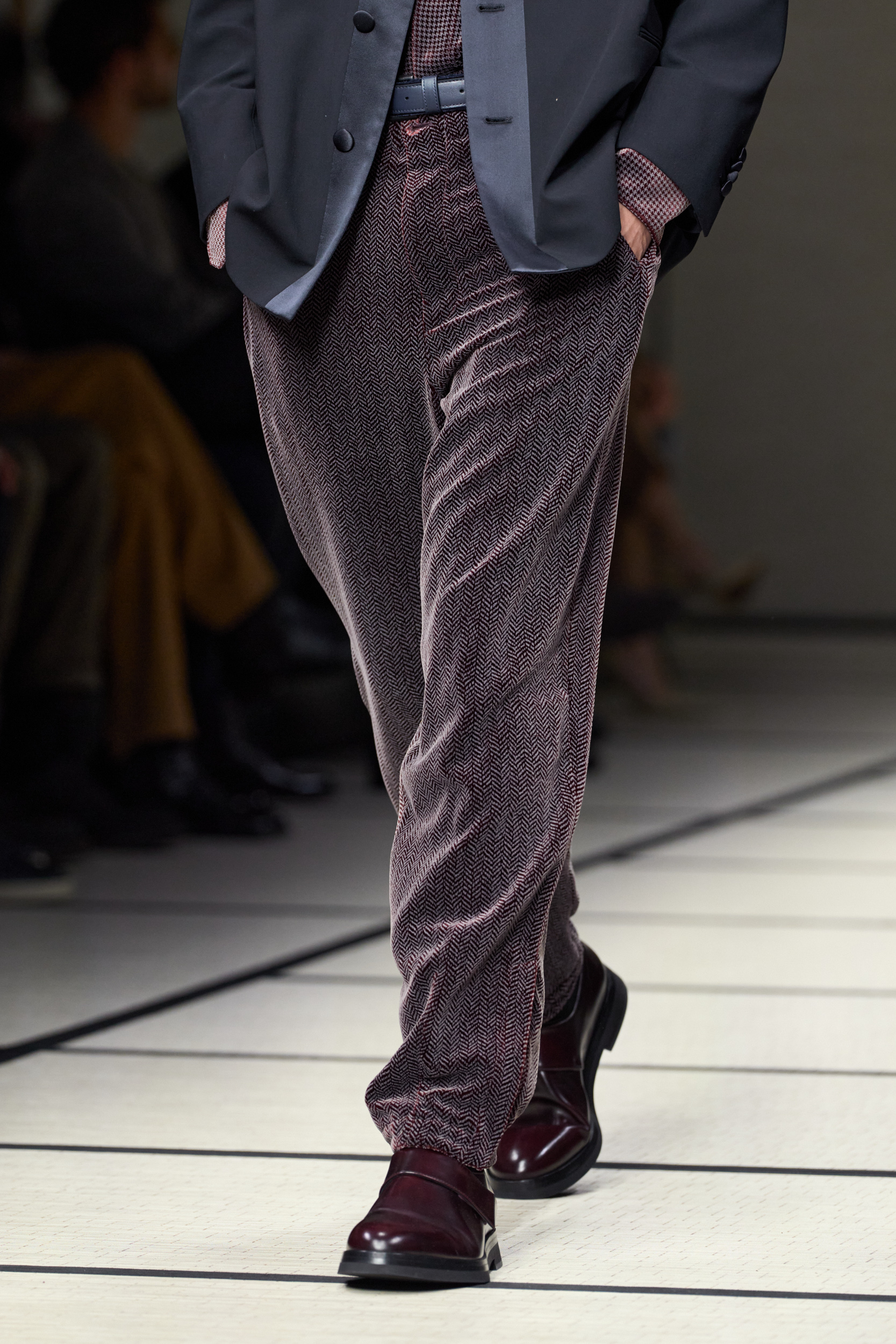 Giorgio Armani Fall 2025 Men’s Fashion Show Details