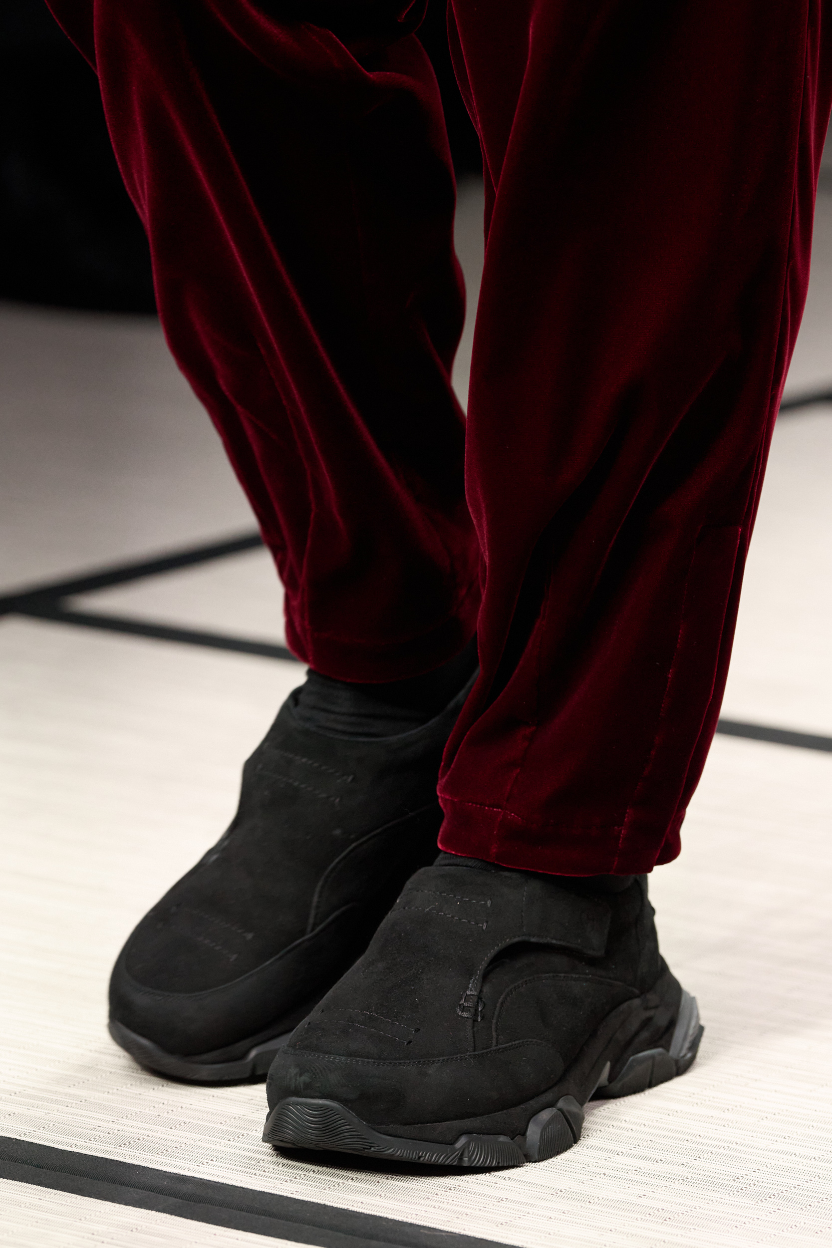 Giorgio Armani Fall 2025 Men’s Fashion Show Details