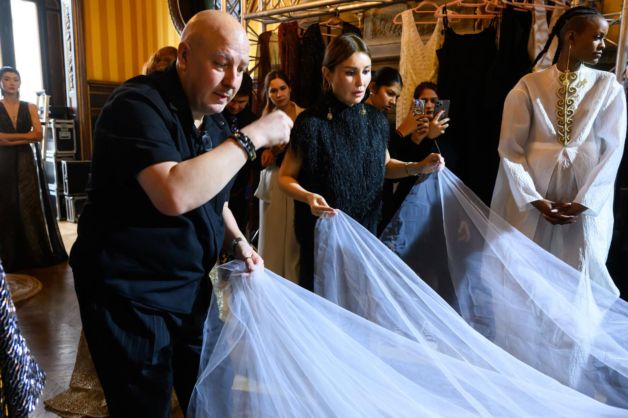 Inclover Spring 2025 Couture Fashion Show Backstage