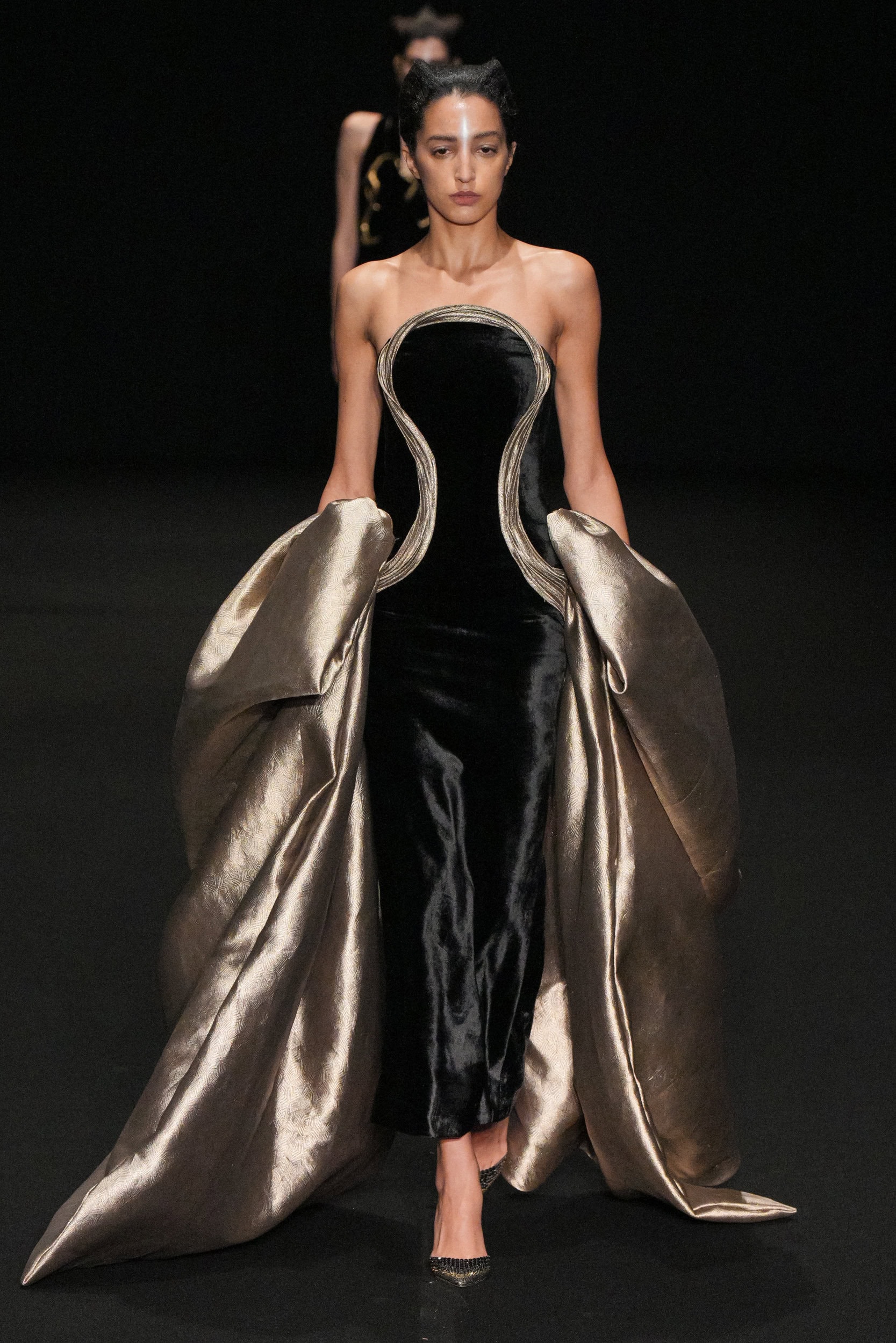 Gaurav Gupta Spring 2025 Couture Fashion Show