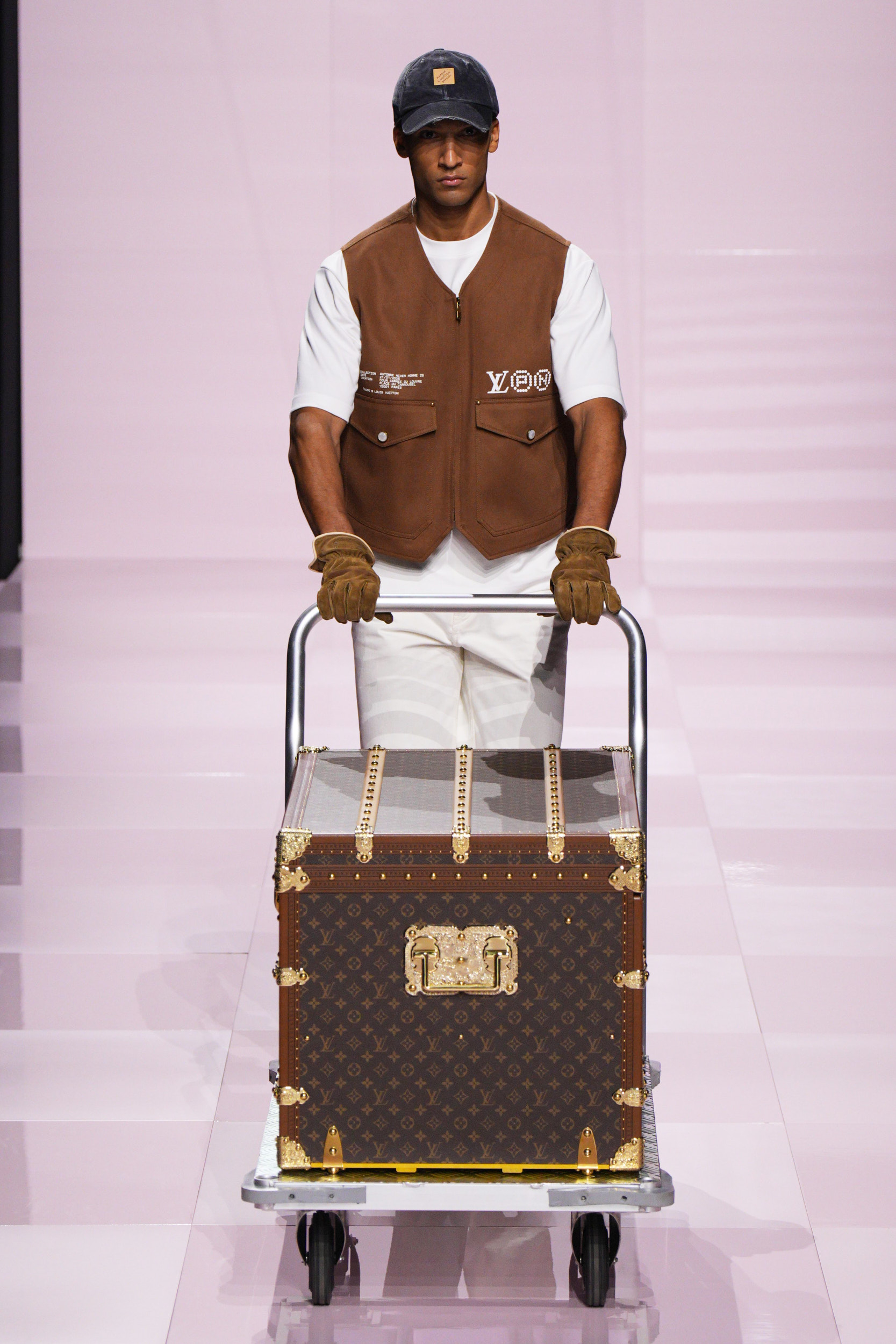 Louis Vuitton Fall 2025 Men’s Fashion Show