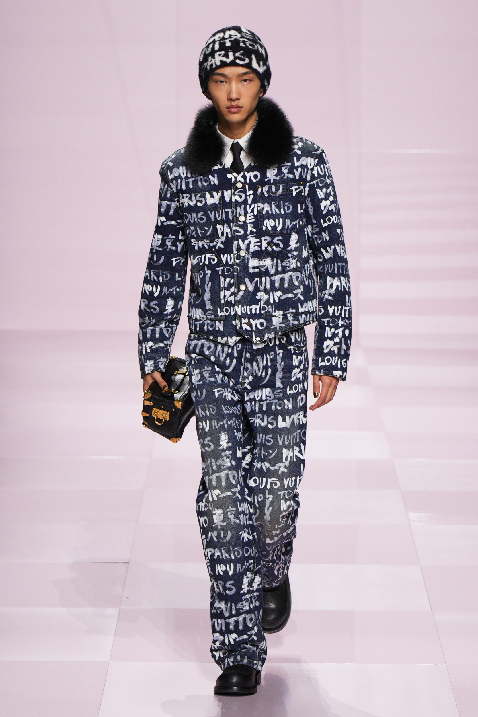 Louis Vuitton Fall 2025 Men’s Fashion Show