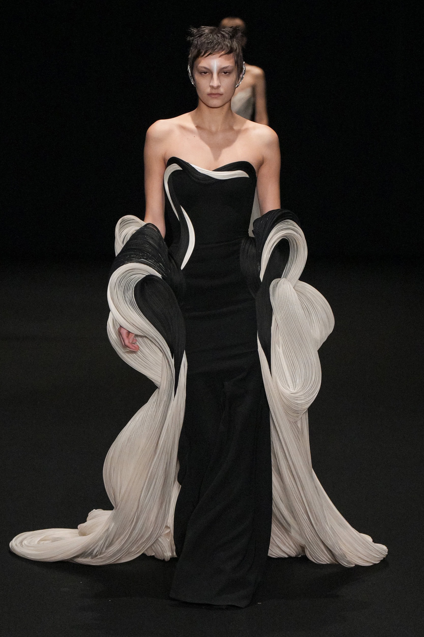 Gaurav Gupta Spring 2025 Couture Fashion Show