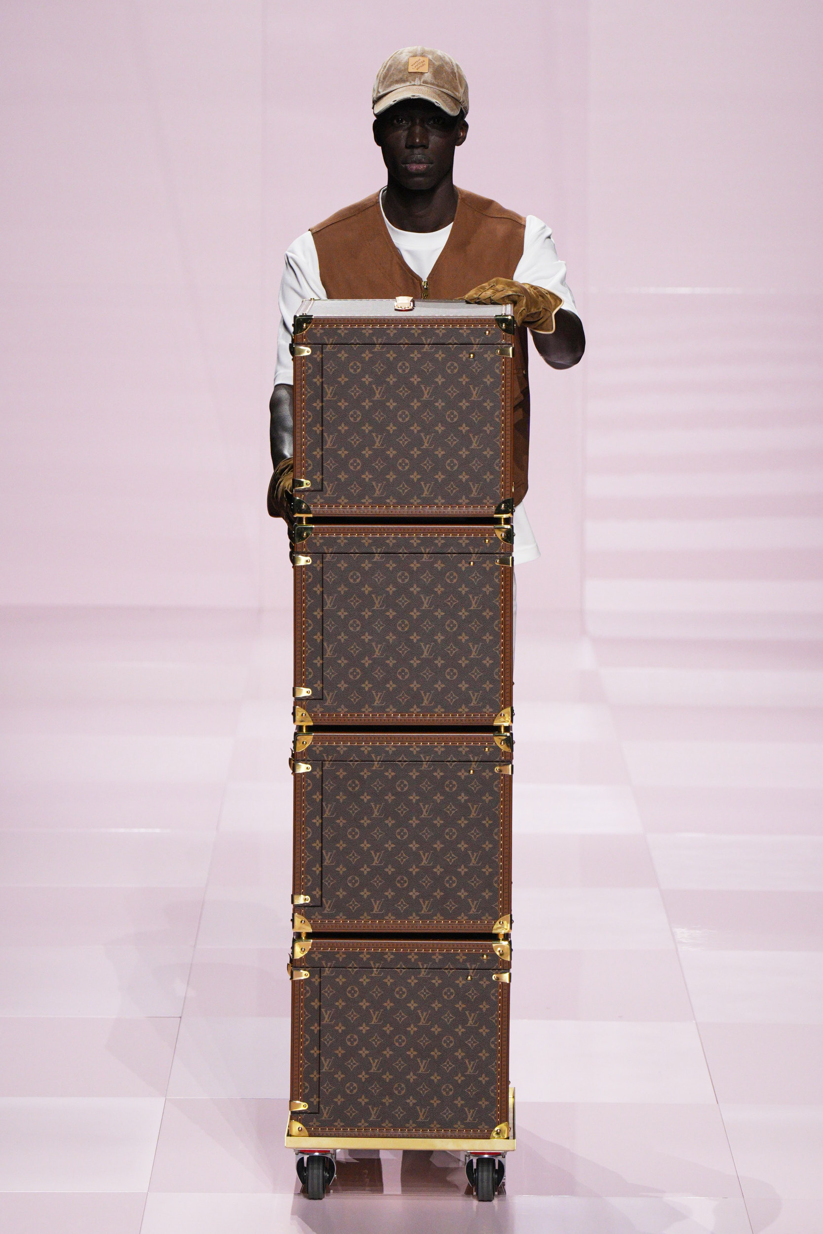 Louis Vuitton Fall 2025 Men’s Fashion Show