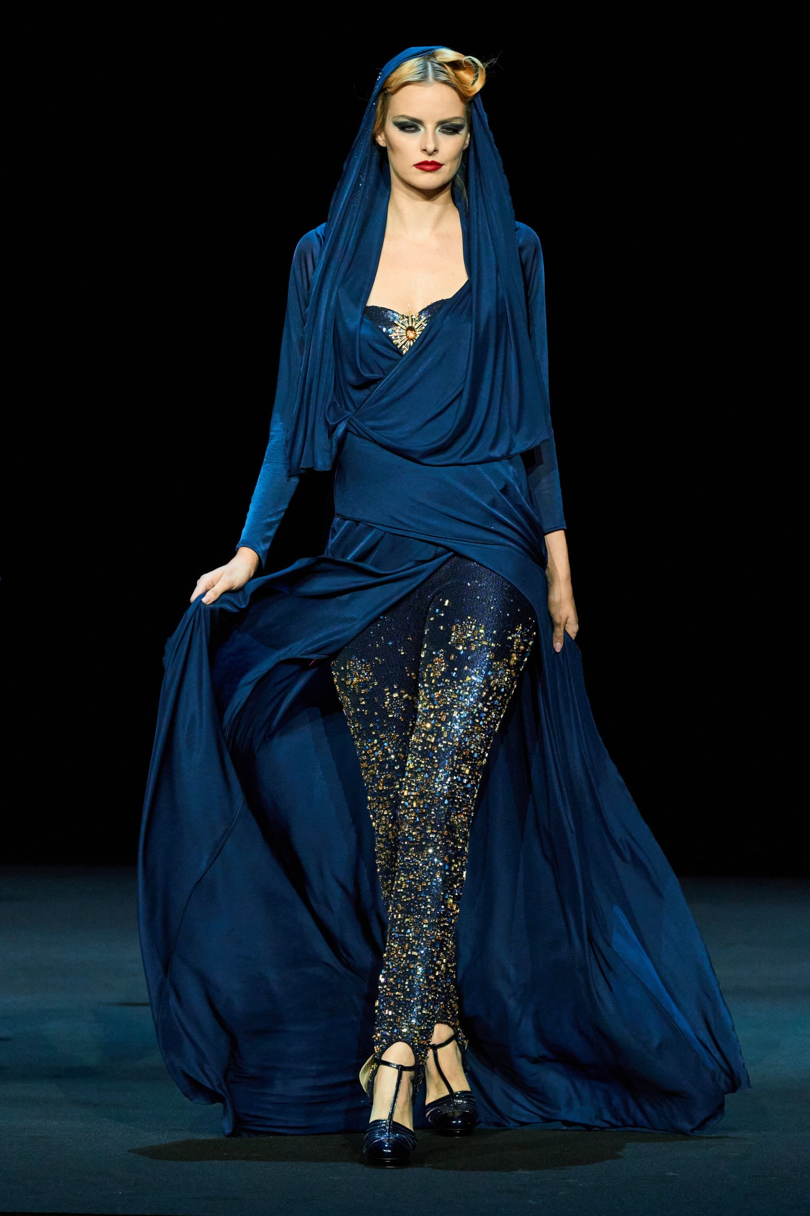 Julien Fournie Spring 2025 Couture Fashion Show