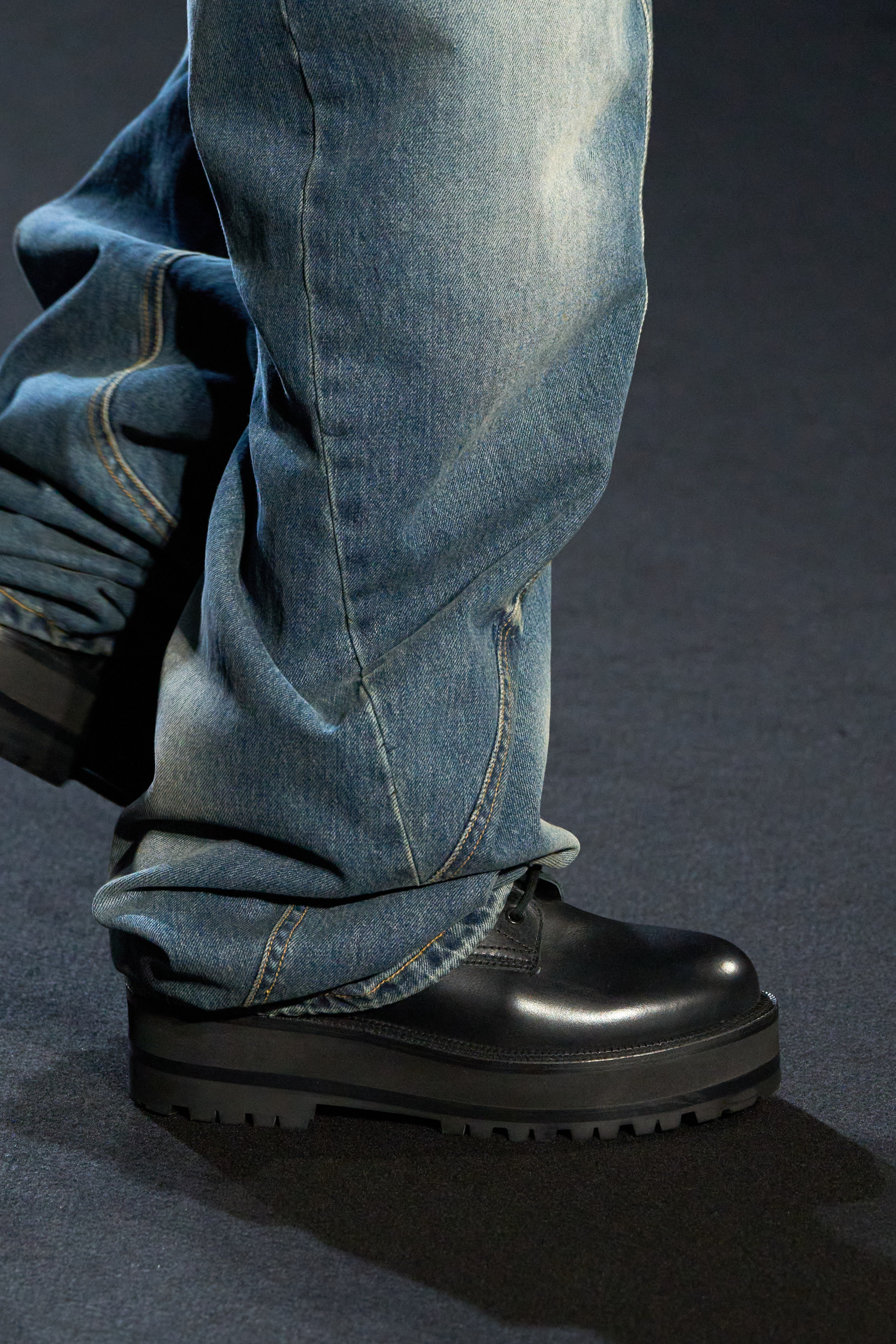 Juun.j Fall 2025 Men’s Fashion Show Details