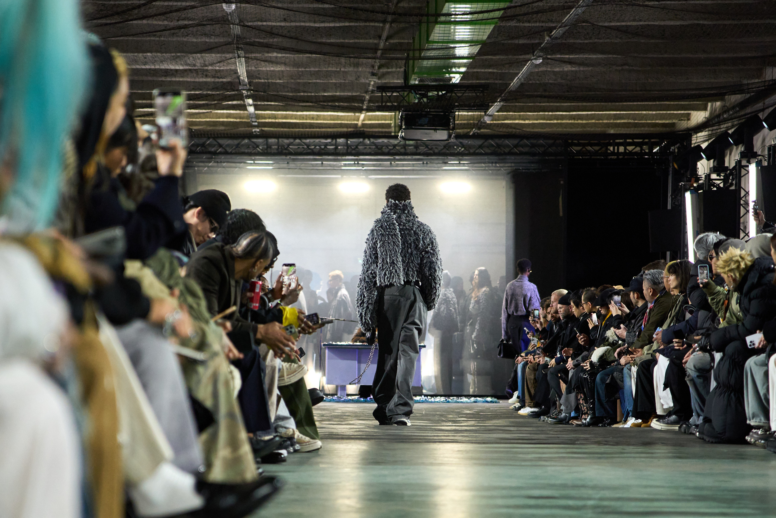 Maison Mihara Yasuhiro Fall 2025 Men’s Fashion Show Atmosphere