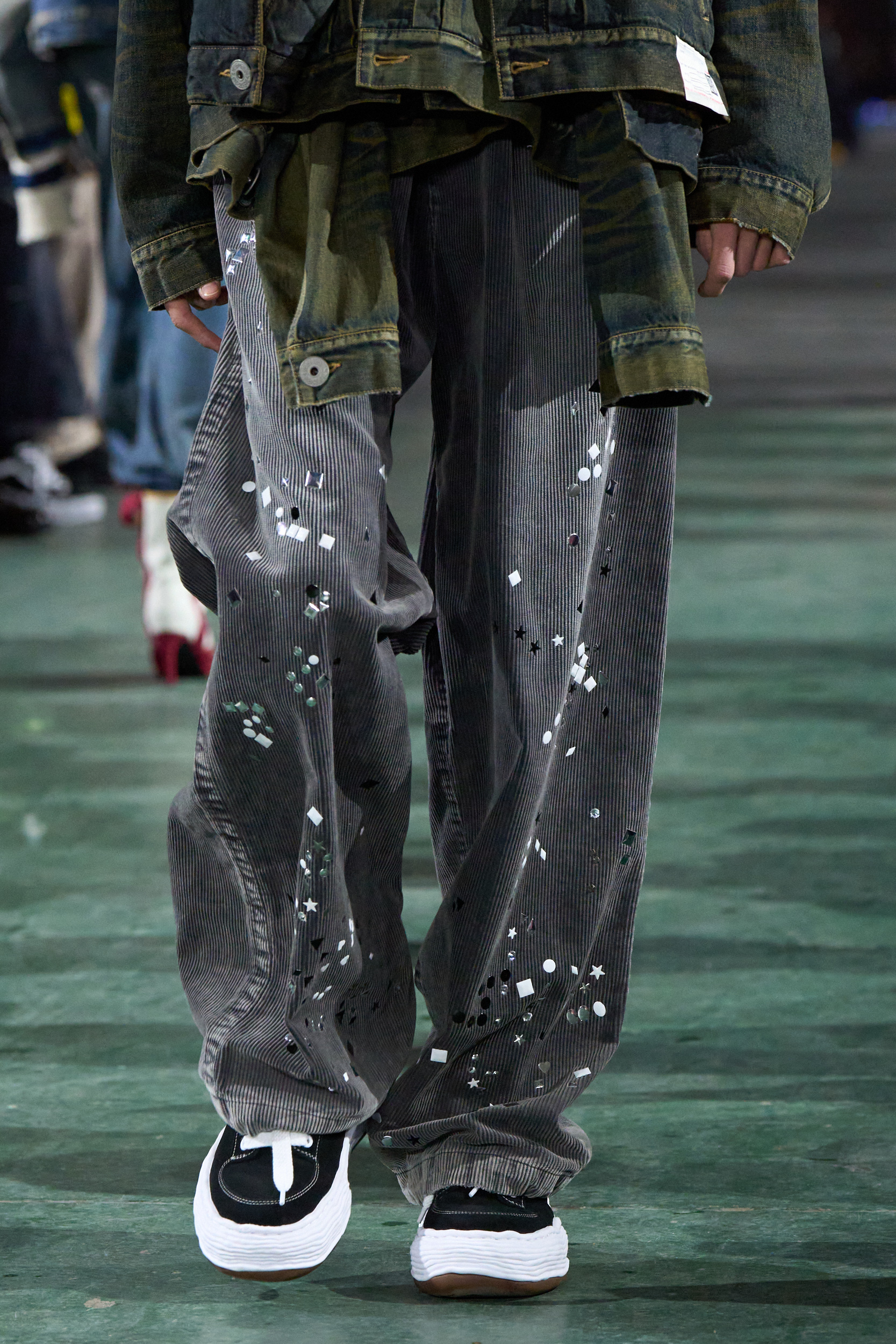 Maison Mihara Yasuhiro Fall 2025 Men’s Fashion Show Details