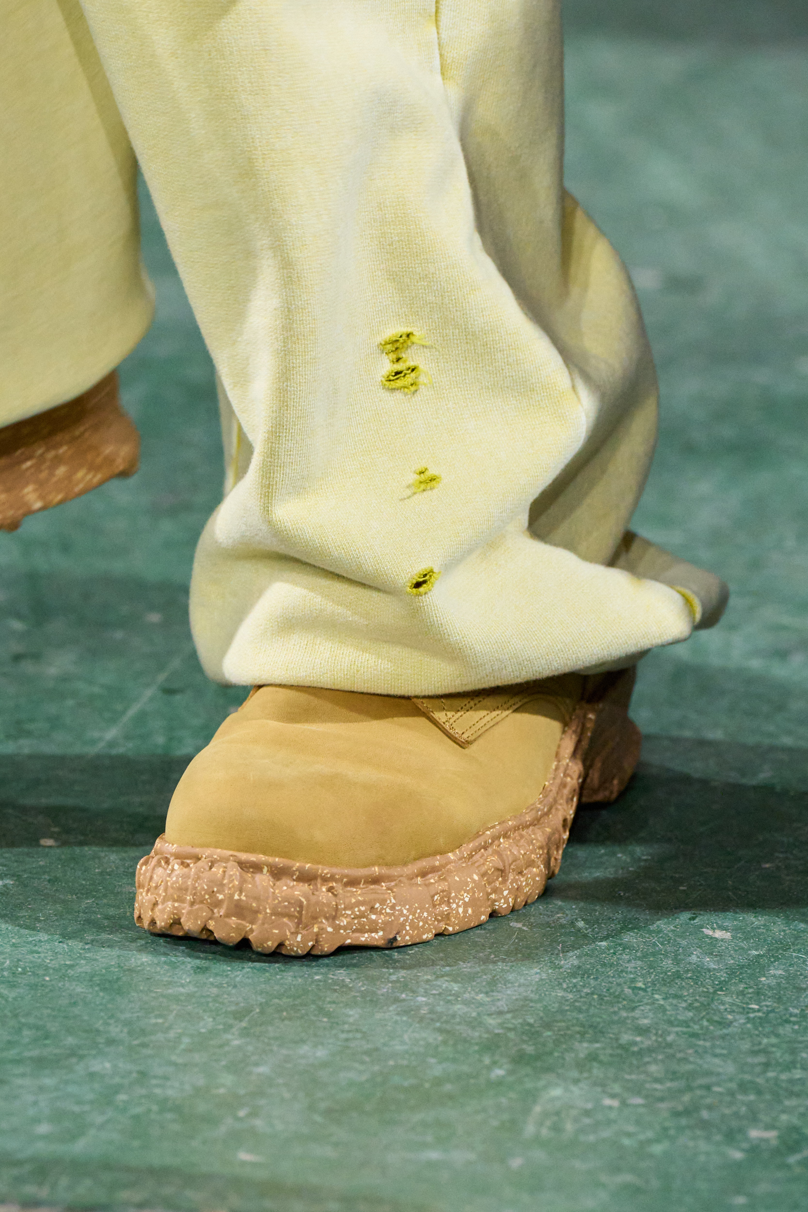 Maison Mihara Yasuhiro Fall 2025 Men’s Fashion Show Details