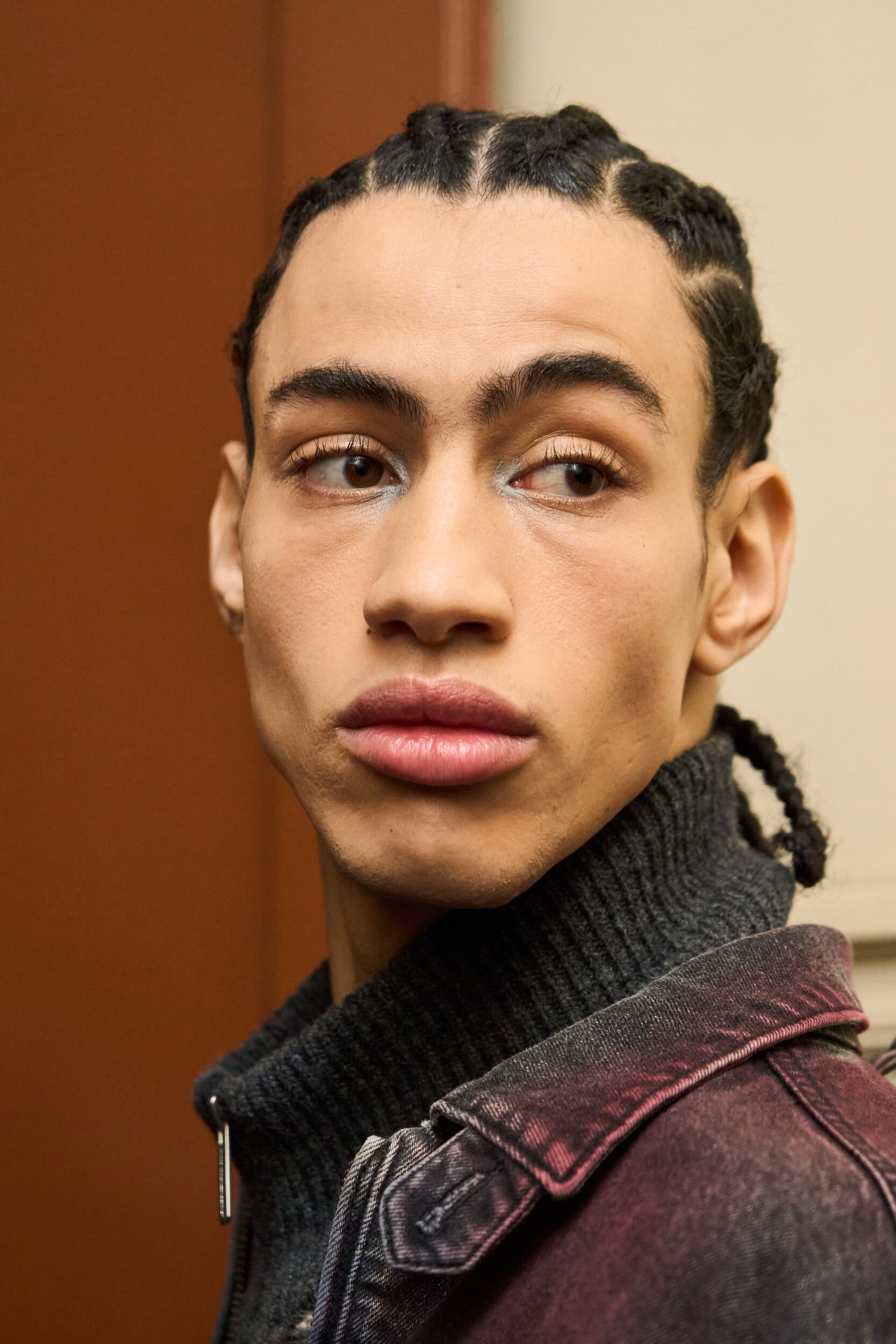 White Mountaineering Fall 2025 Men’s Fashion Show Backstage