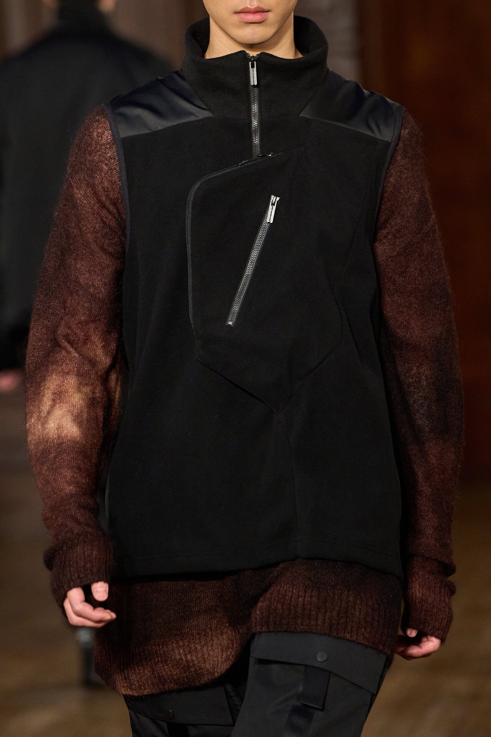 White Mountaineering Fall 2025 Men’s Fashion Show Details