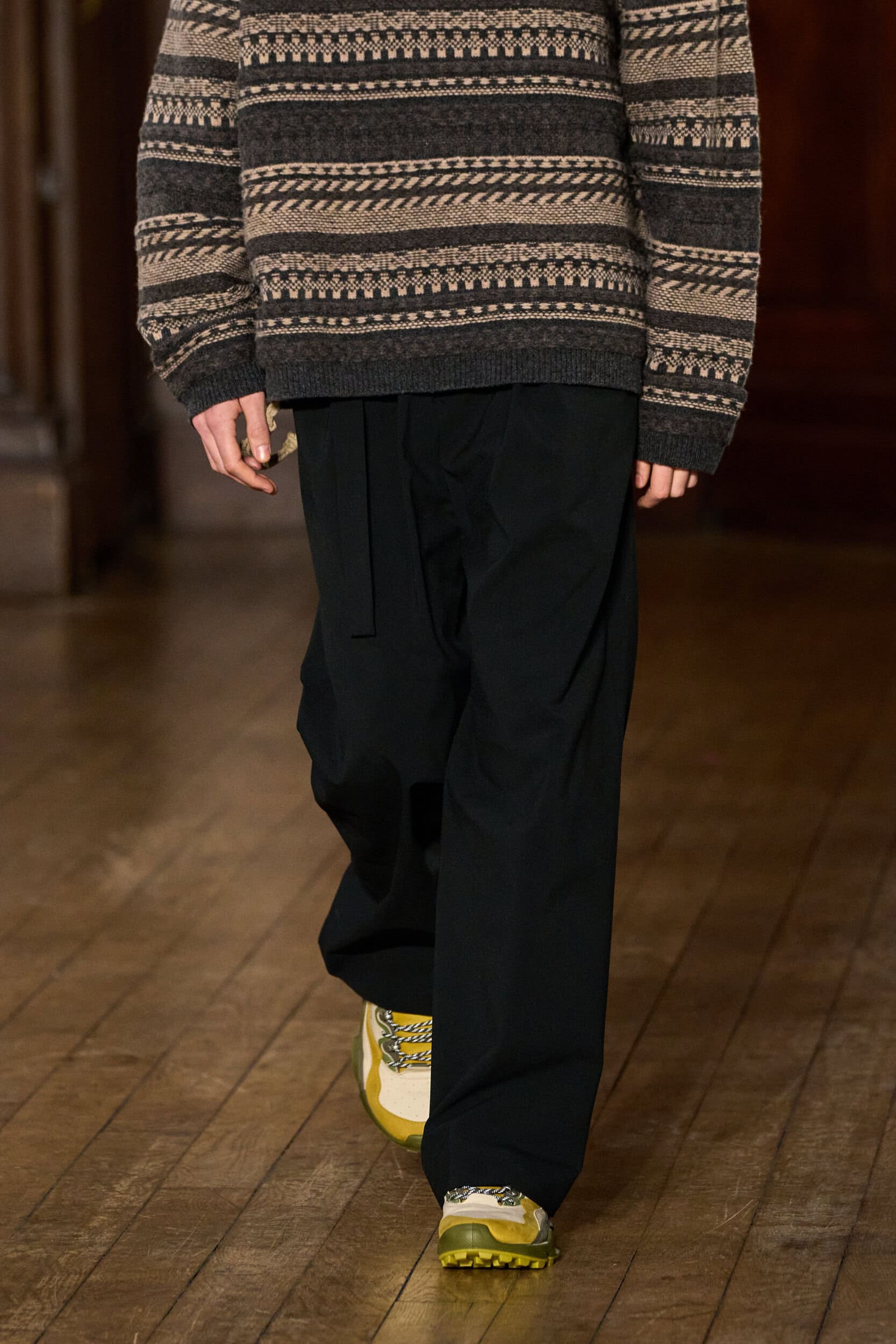 White Mountaineering Fall 2025 Men’s Fashion Show Details