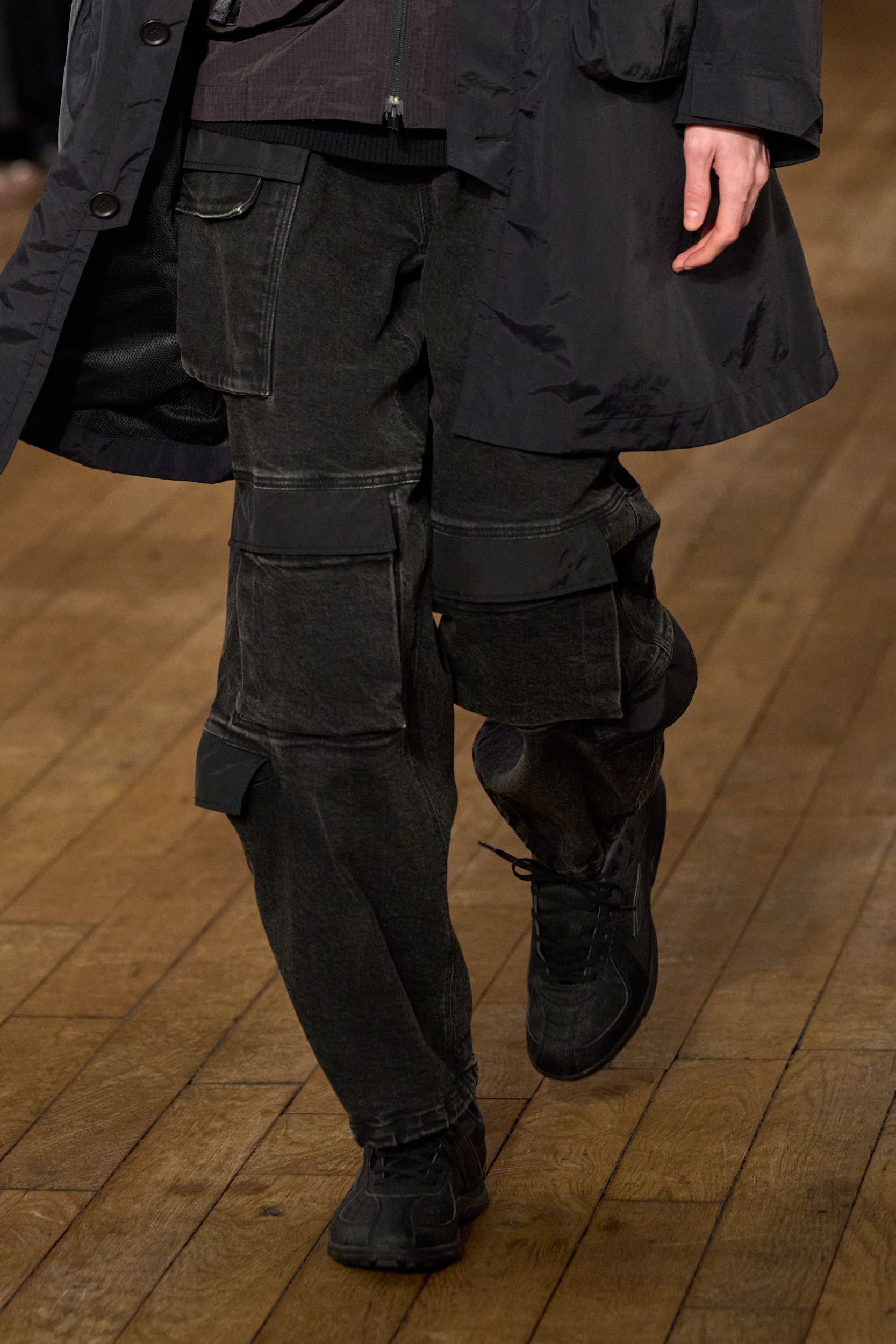 White Mountaineering Fall 2025 Men’s Fashion Show Details