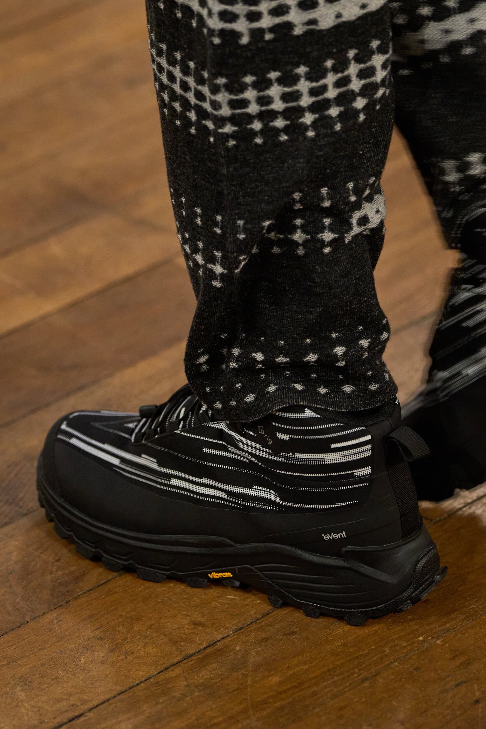 White Mountaineering Fall 2025 Men’s Fashion Show Details