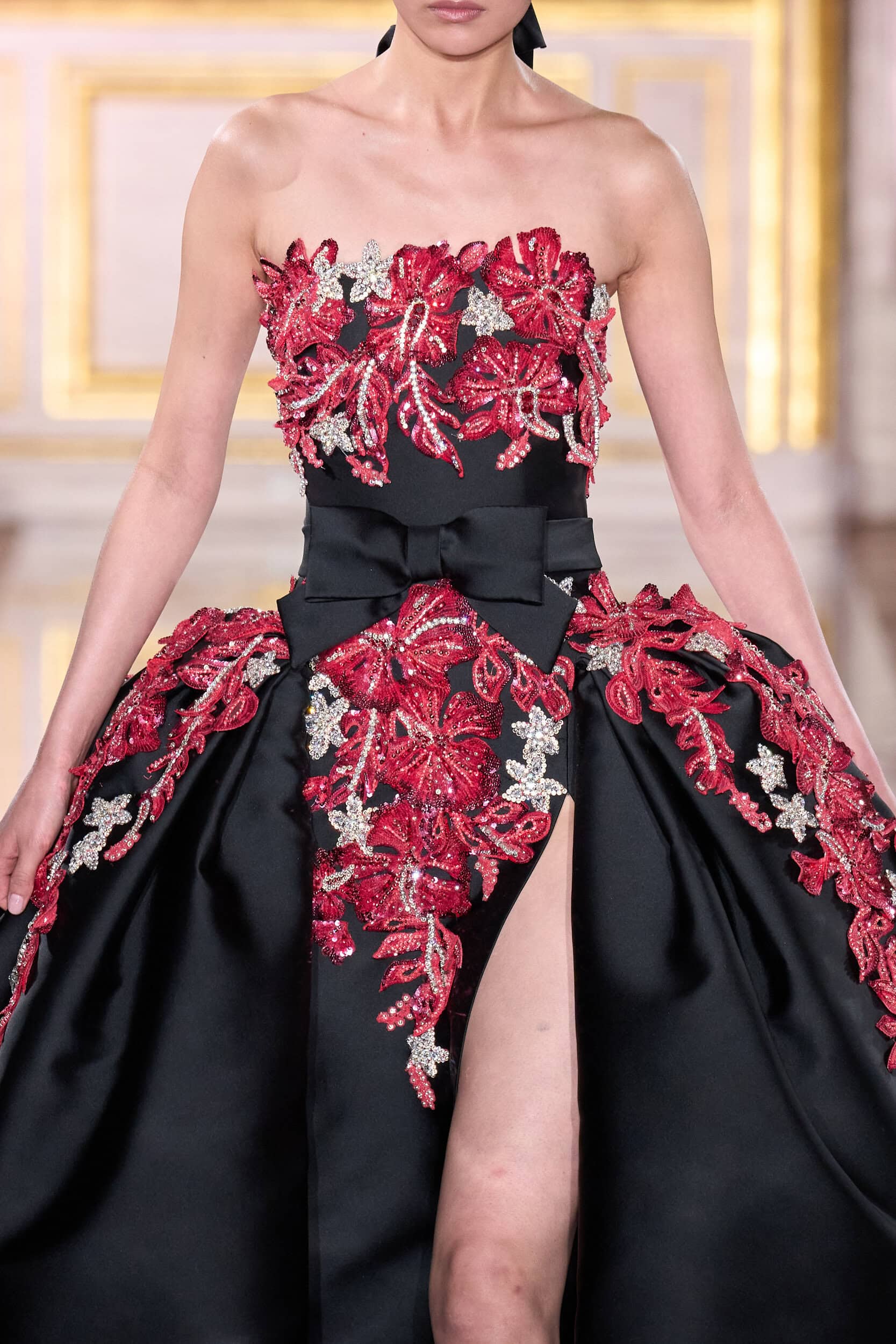 Zuhair Murad Spring 2025 Couture Fashion Show Details