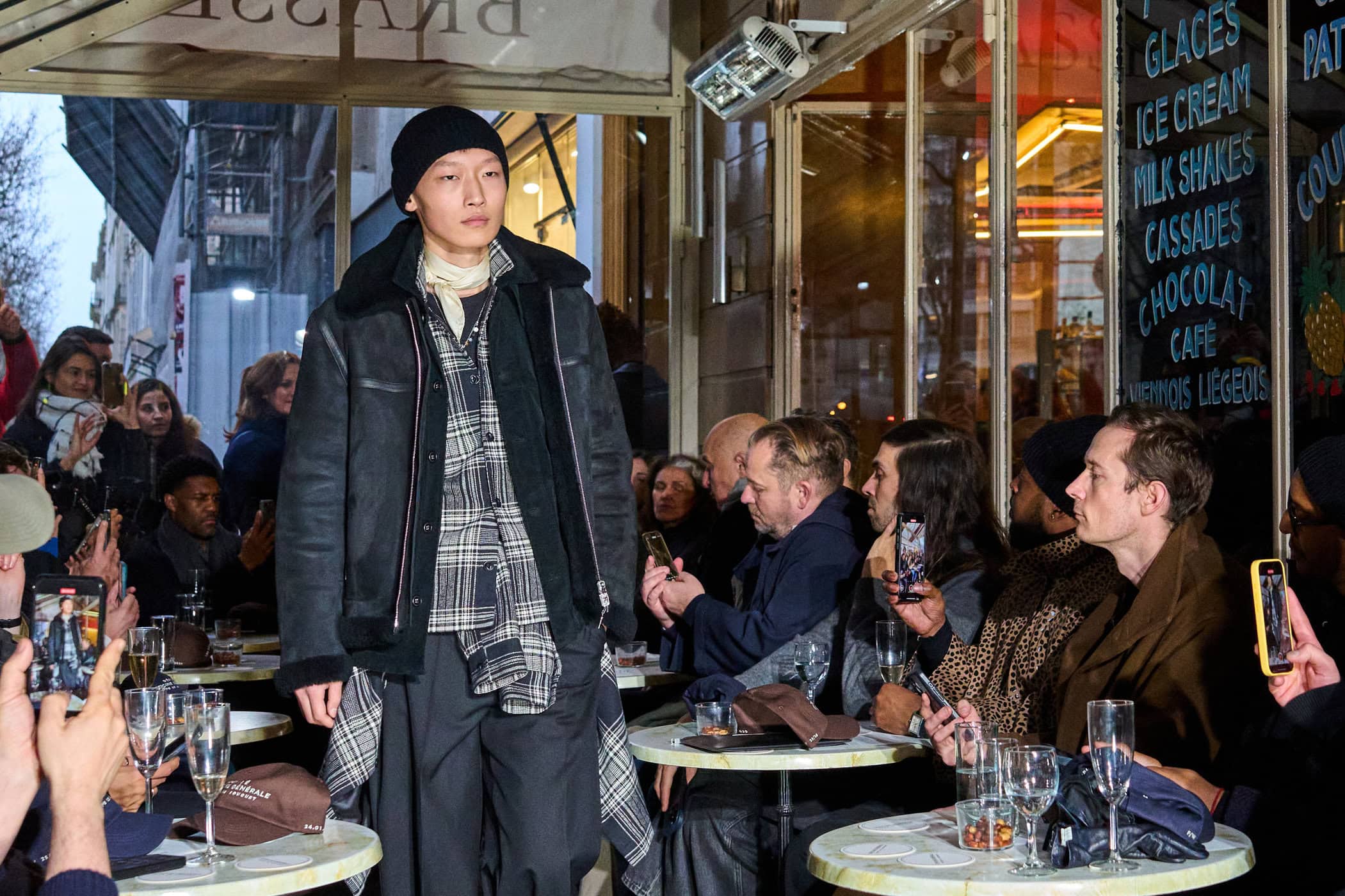 Officine Generale Fall 2025 Men’s Fashion Show Atmosphere