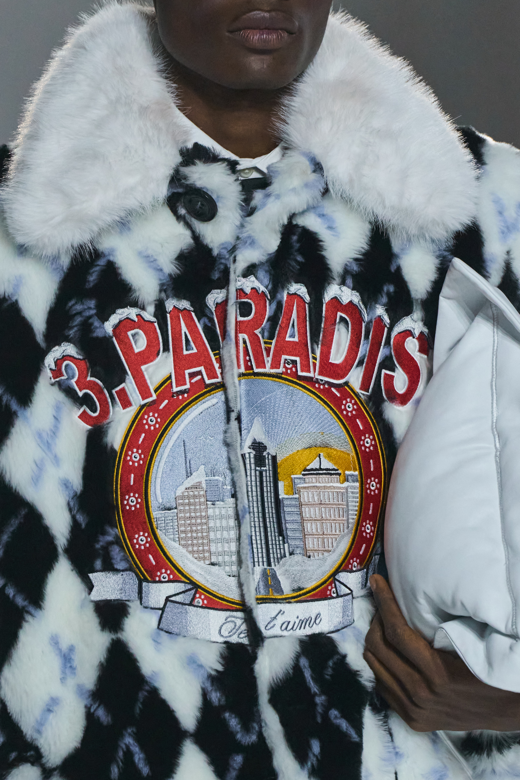 3.paradis Fall 2025 Men’s Fashion Show Details