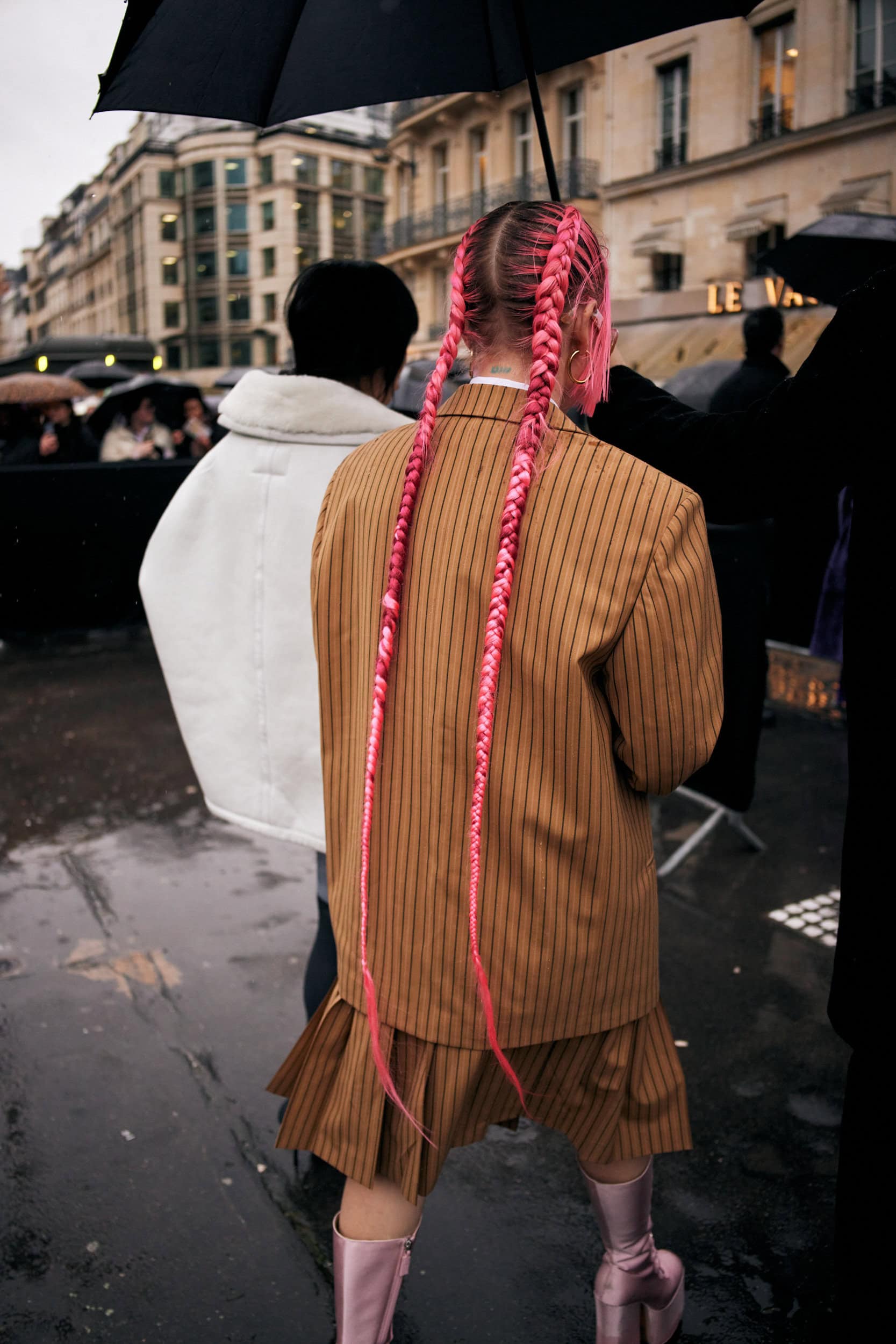 Paris Couture Street Style Spring 2025 Shows