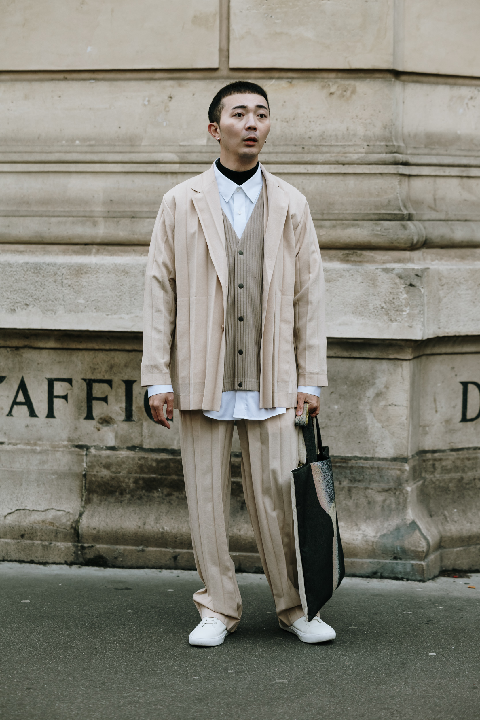 Paris Men's Street Style Fall 2025 Shows