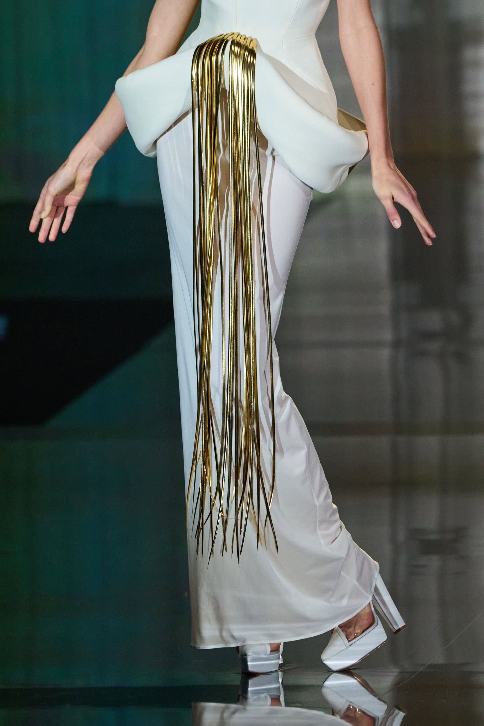 Stephane Rolland Spring 2025 Couture Fashion Show Details