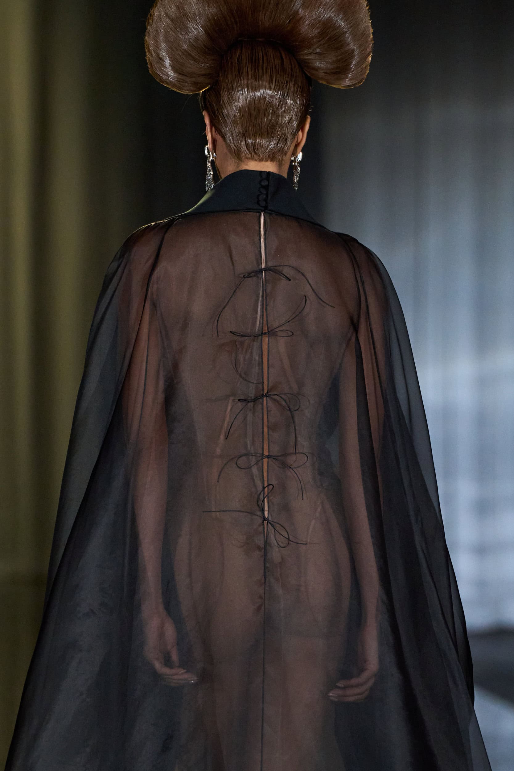 Stephane Rolland Spring 2025 Couture Fashion Show Details