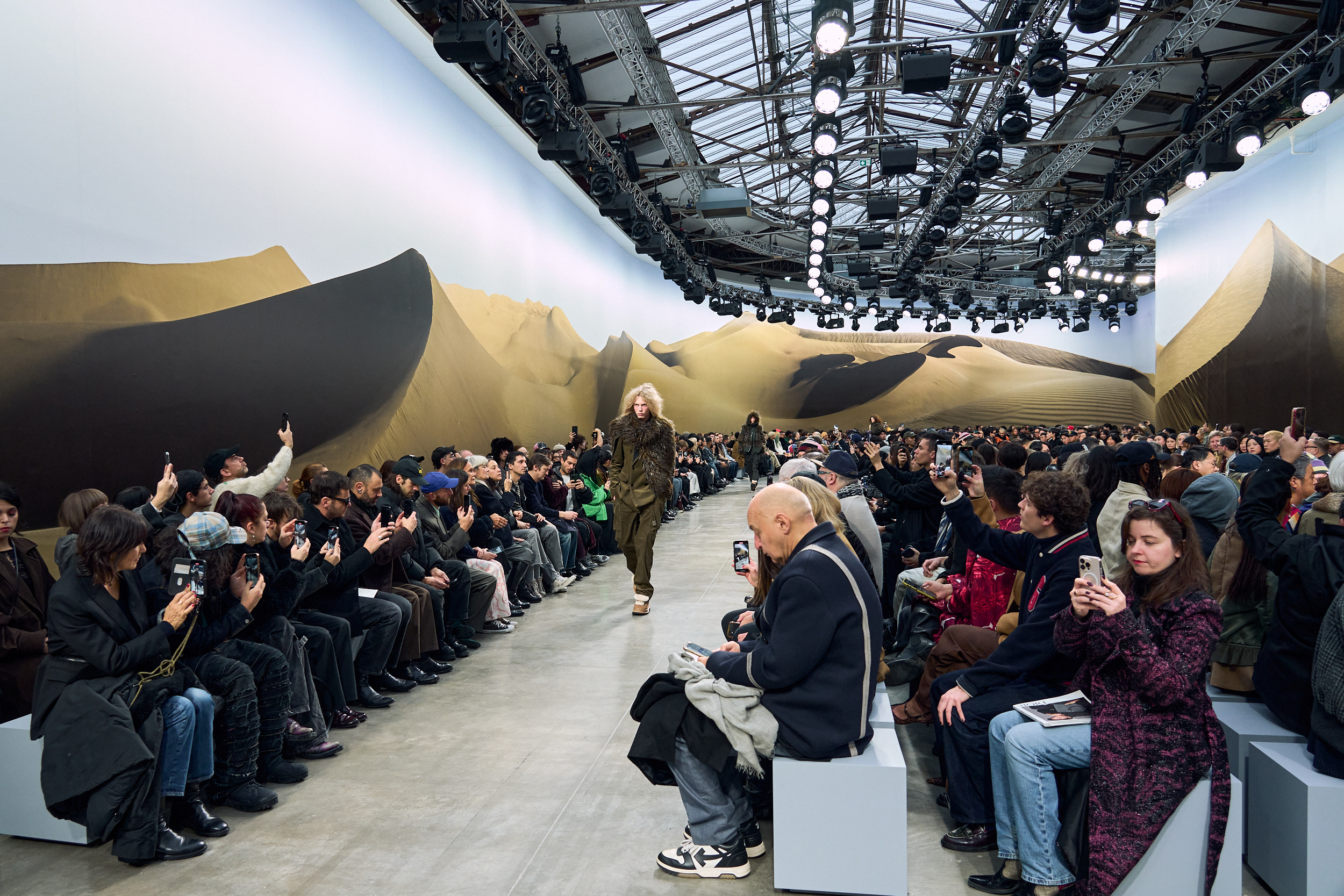 Sacai Fall 2025 Men’s Fashion Show Atmosphere