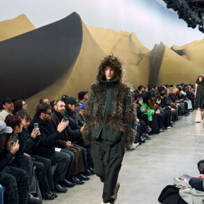 Sacai Fall 2025 Men’s Fashion Show Atmosphere