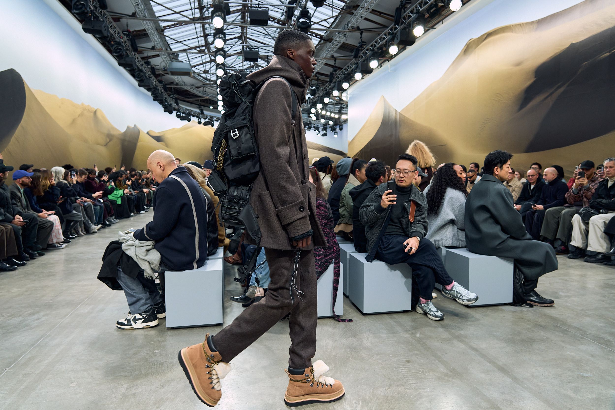 Sacai Fall 2025 Men’s Fashion Show Atmosphere