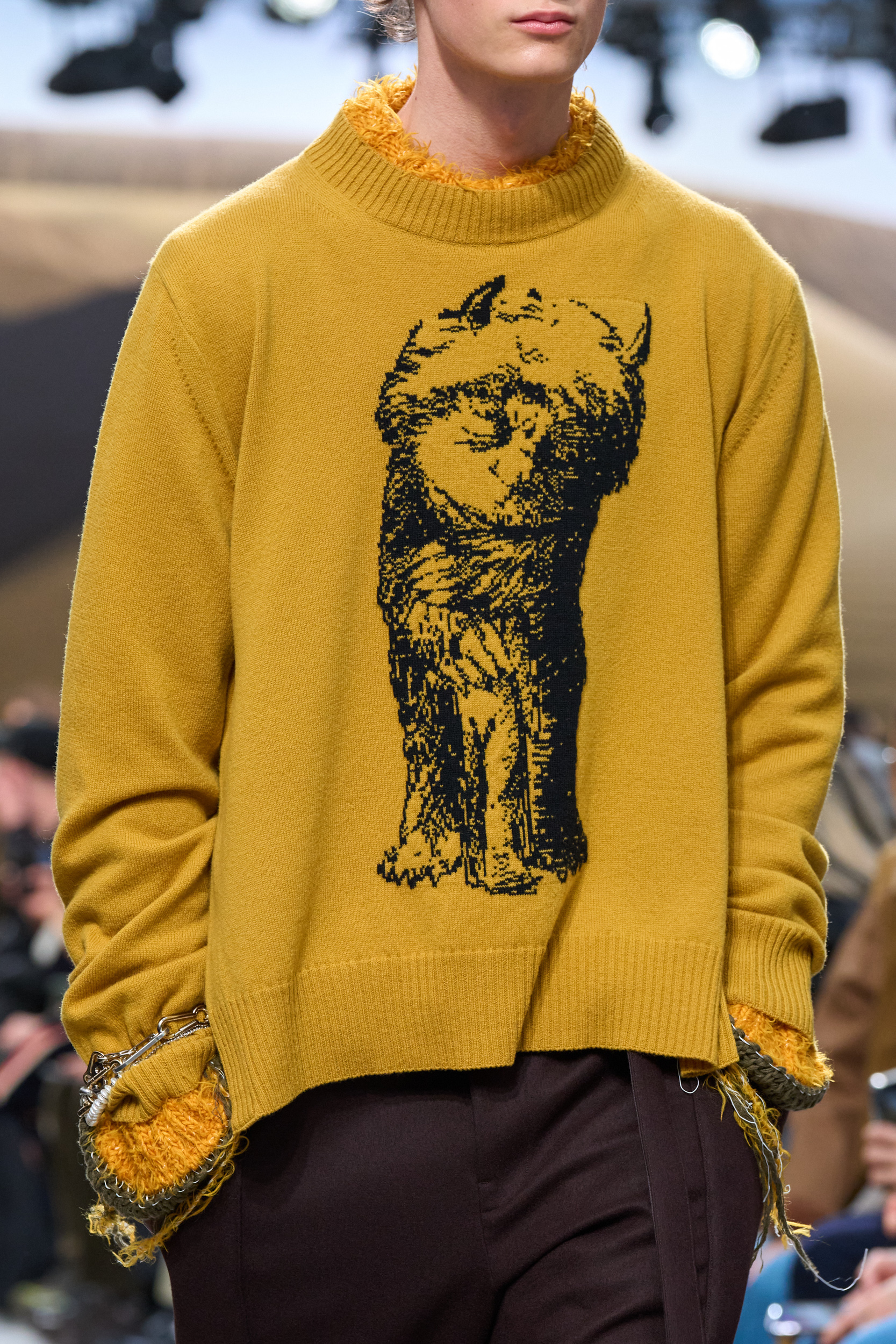 Sacai Fall 2025 Men’s Fashion Show Details