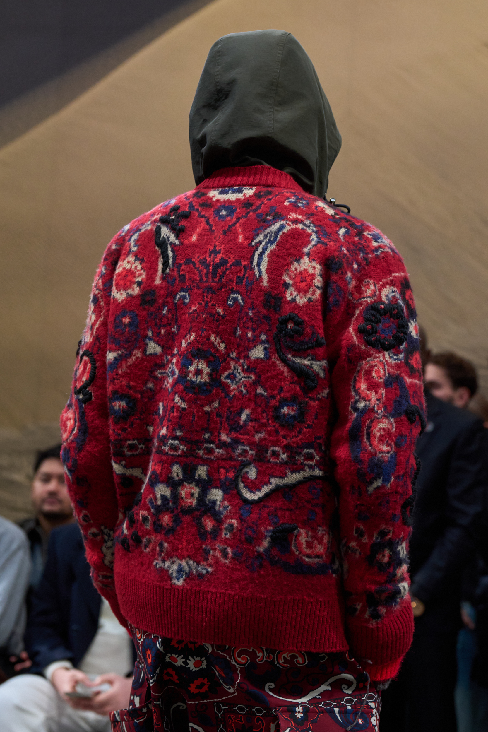 Sacai Fall 2025 Men’s Fashion Show Details