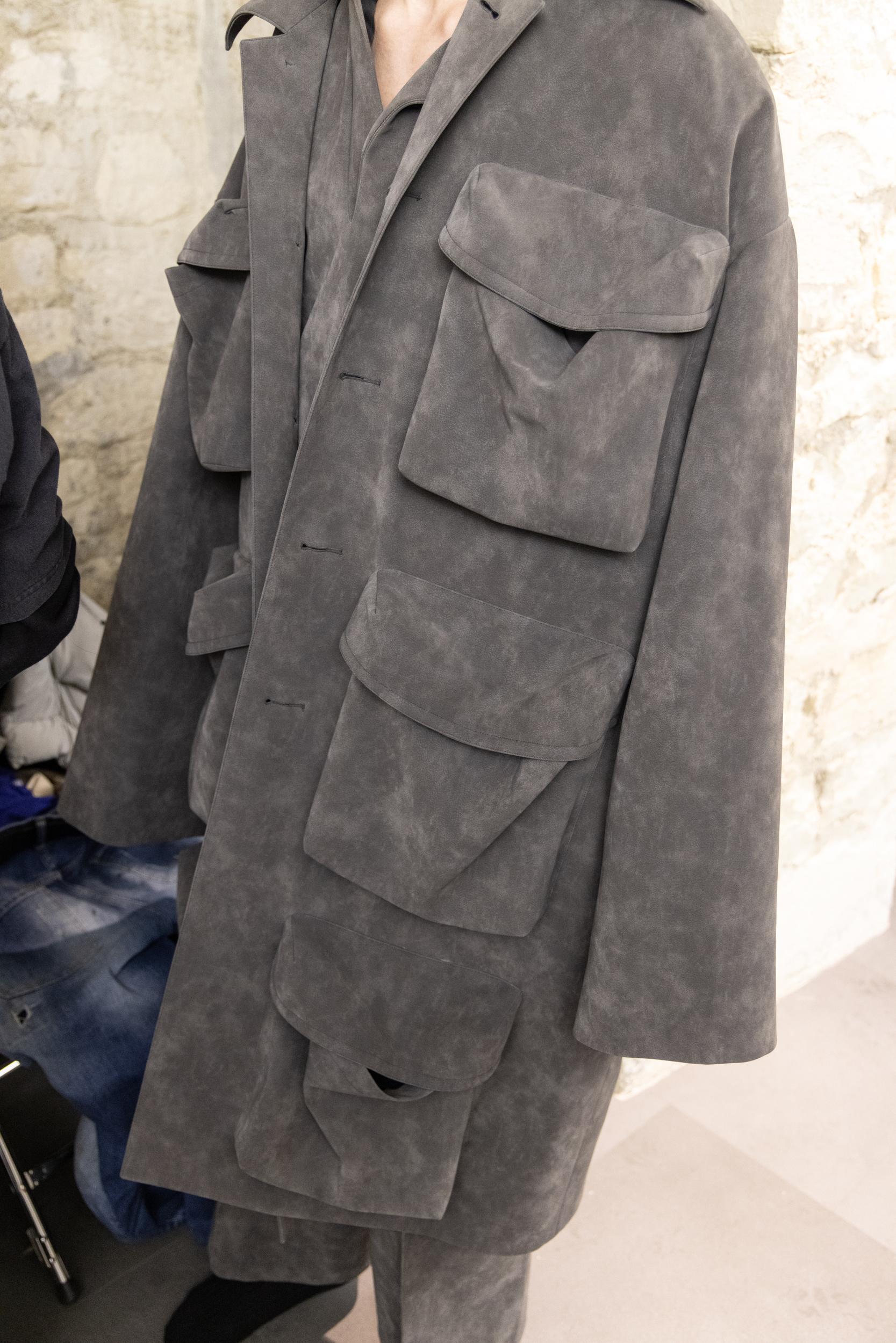 Sean Suen Fall 2025 Men’s Fashion Show Backstage