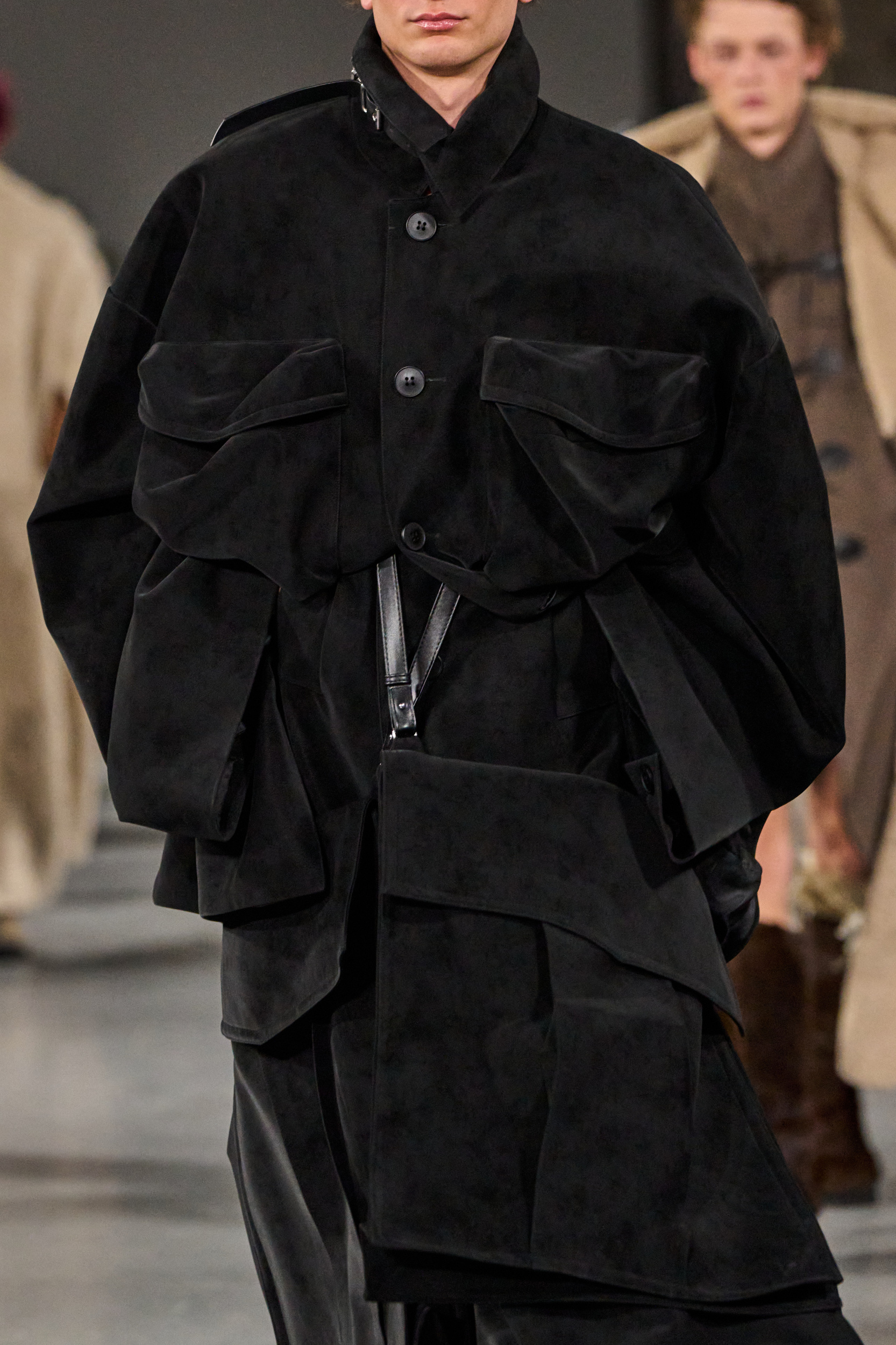 Sean Suen Fall 2025 Men’s Fashion Show Details