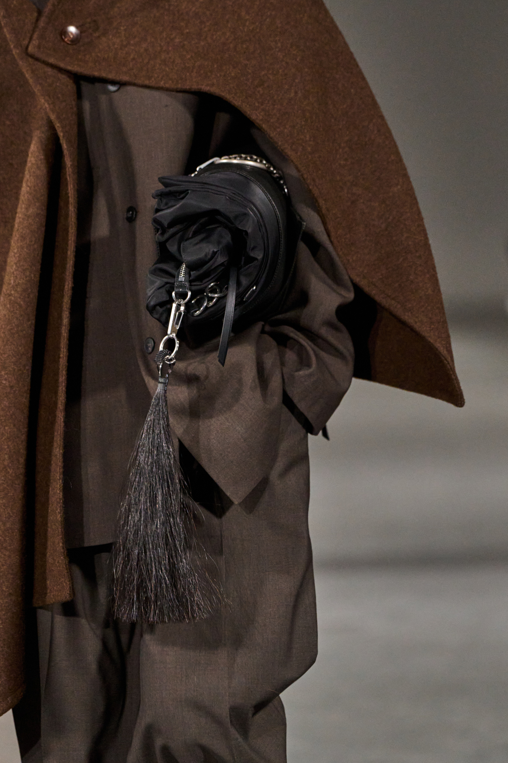 Sean Suen Fall 2025 Men’s Fashion Show Details