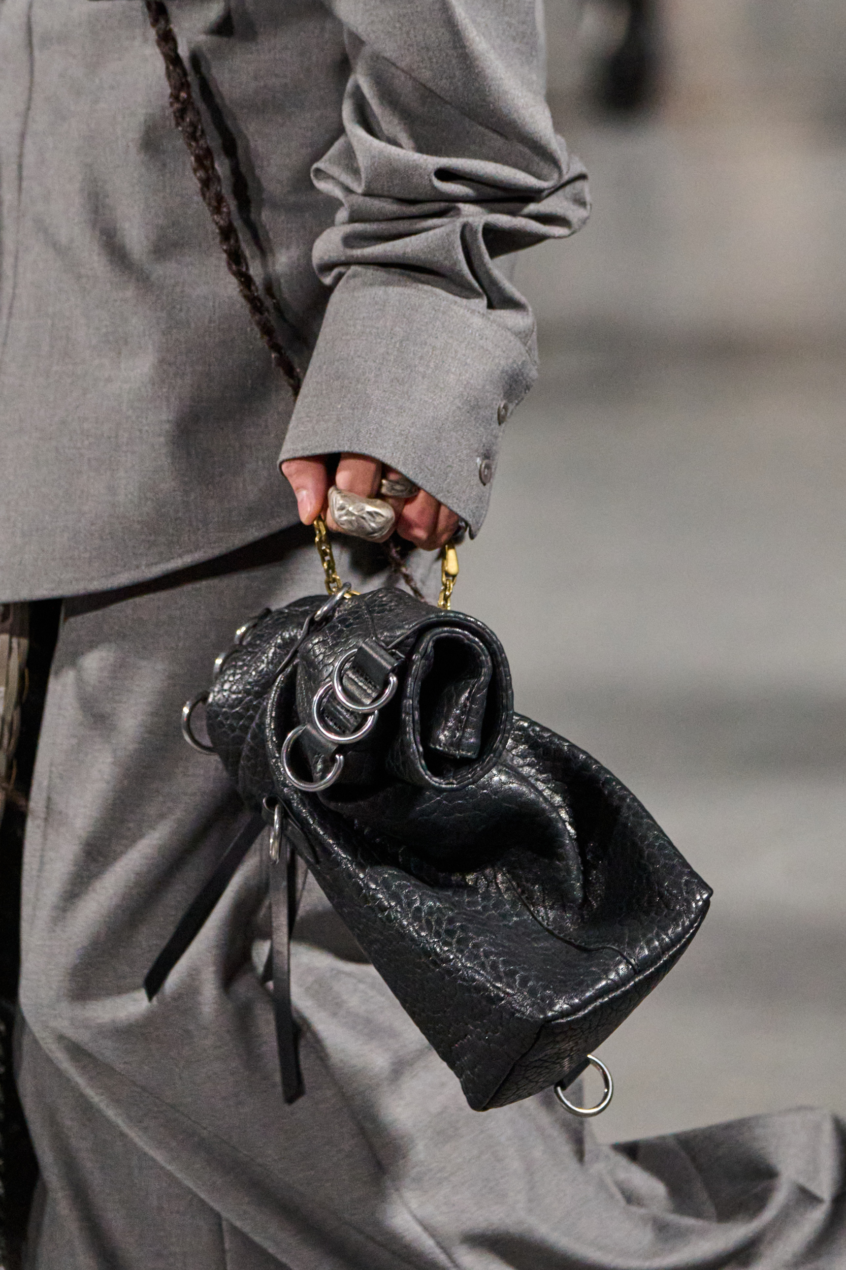 Sean Suen Fall 2025 Men’s Fashion Show Details