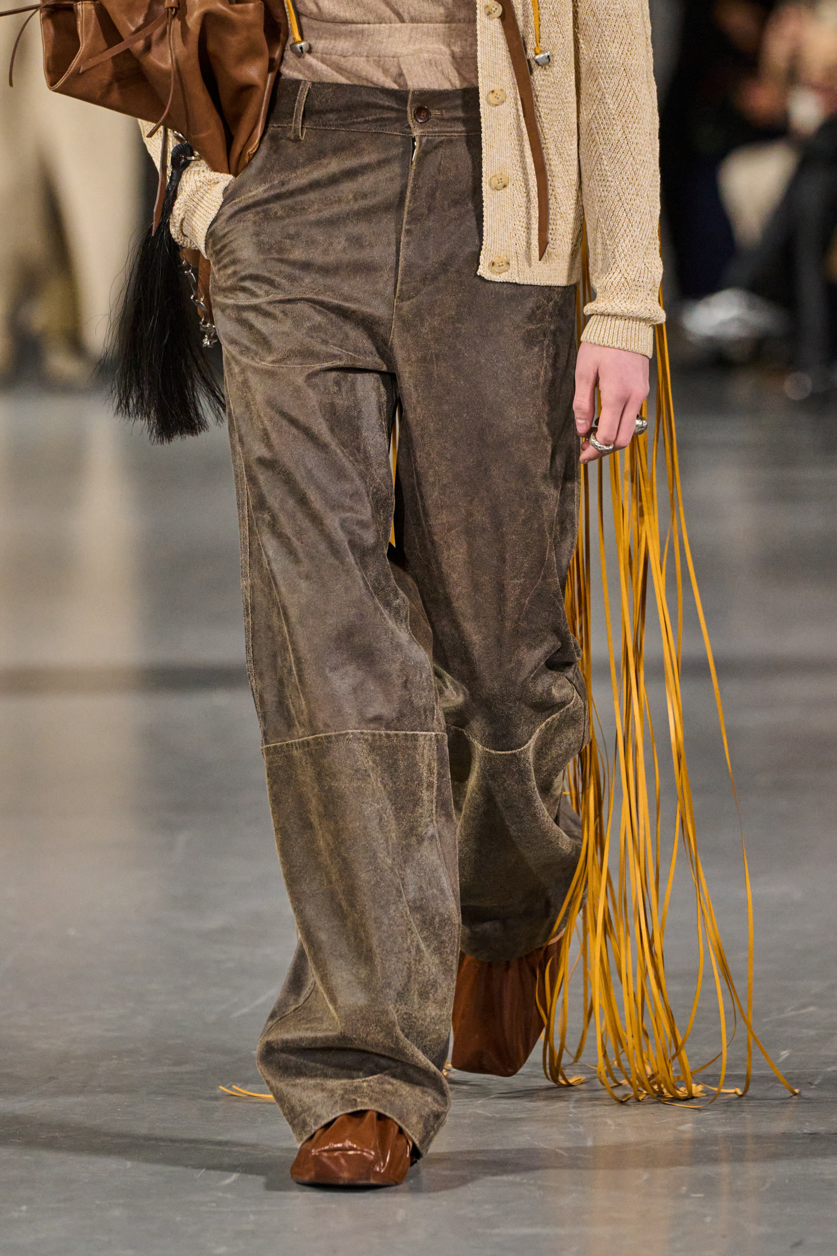 Sean Suen Fall 2025 Men’s Fashion Show Details