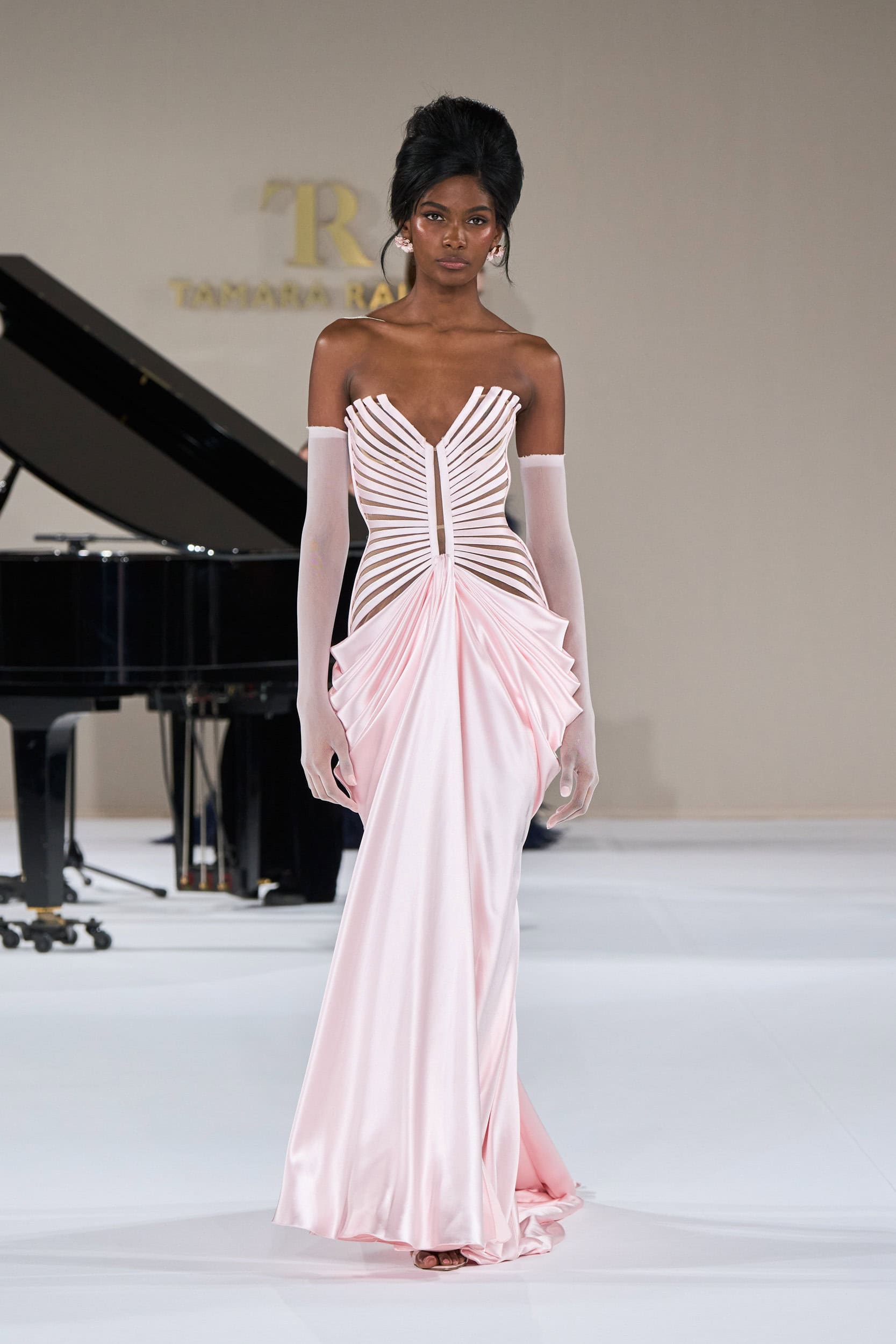 Tamara Ralph Spring 2025 Couture Fashion Show