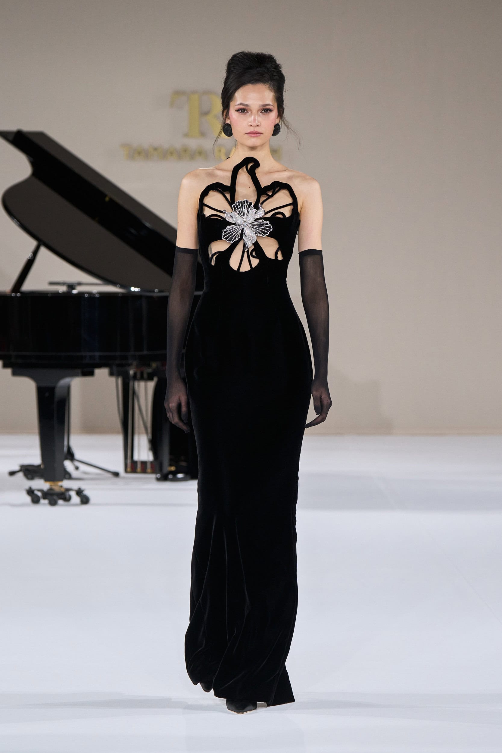 Tamara Ralph Spring 2025 Couture Fashion Show